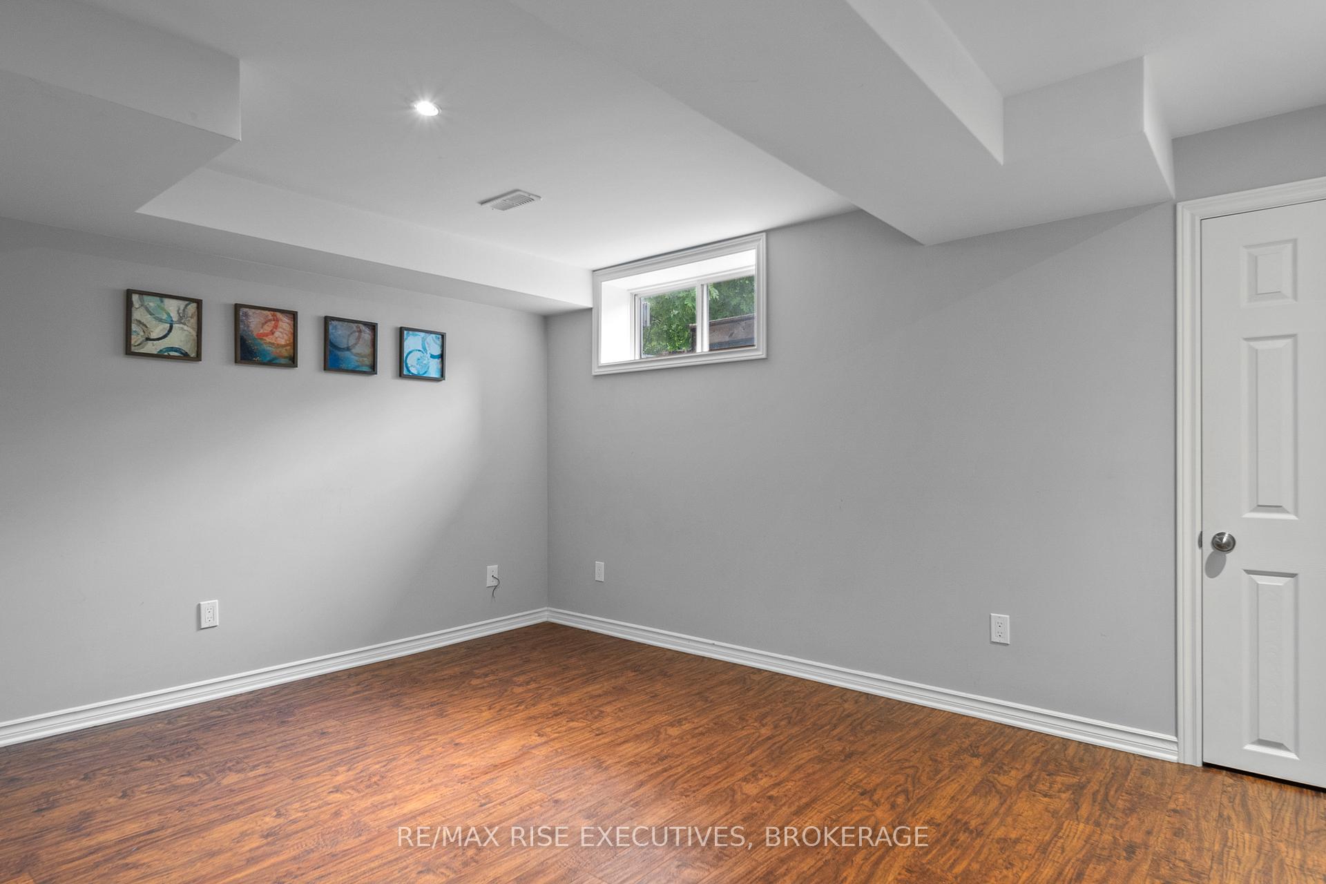 Photo 34 of 903 Ascot Lane, Kingston, Rideau — HOMEH