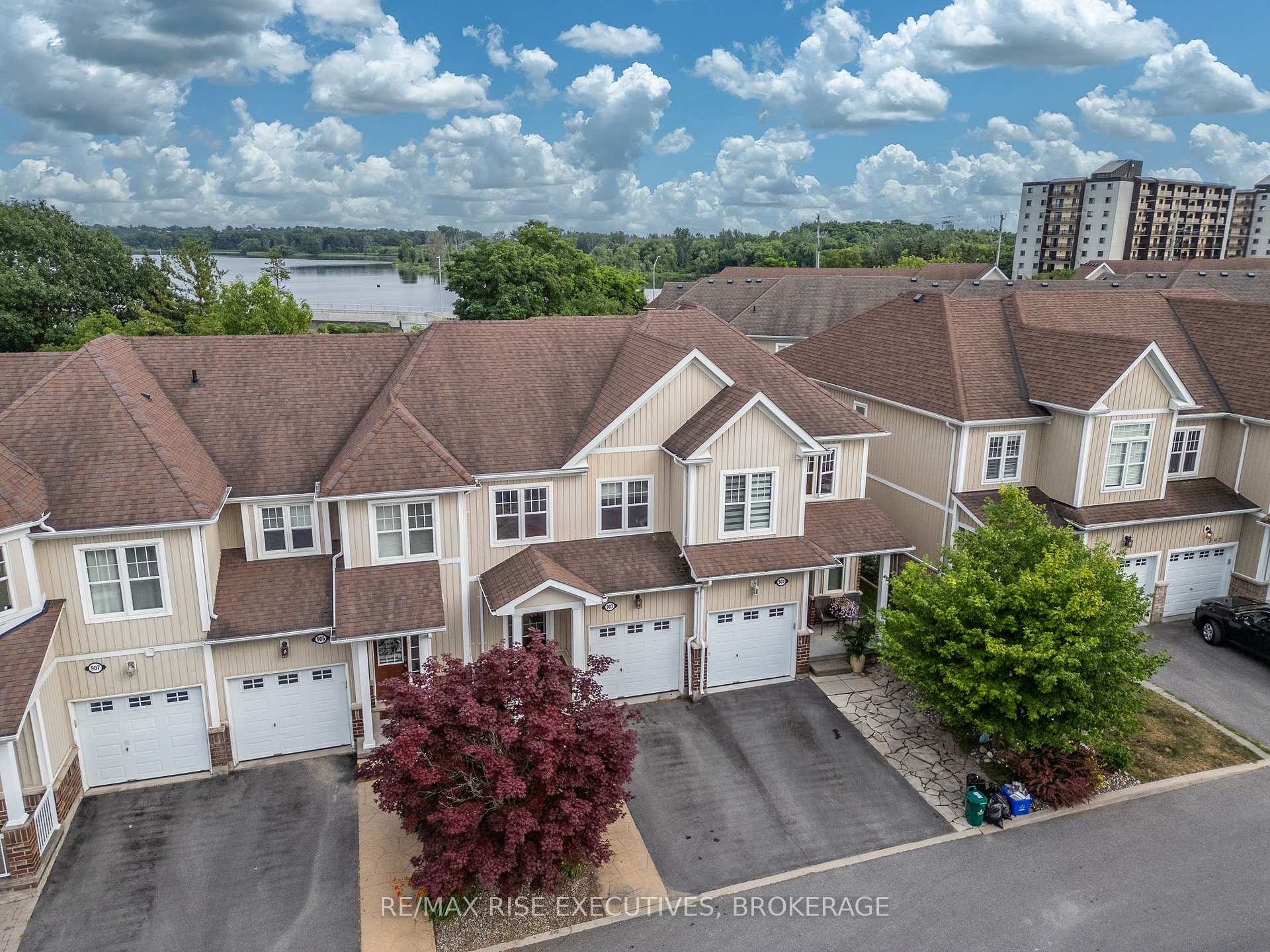 Photo 39 of 903 Ascot Lane, Kingston, Rideau — HOMEH