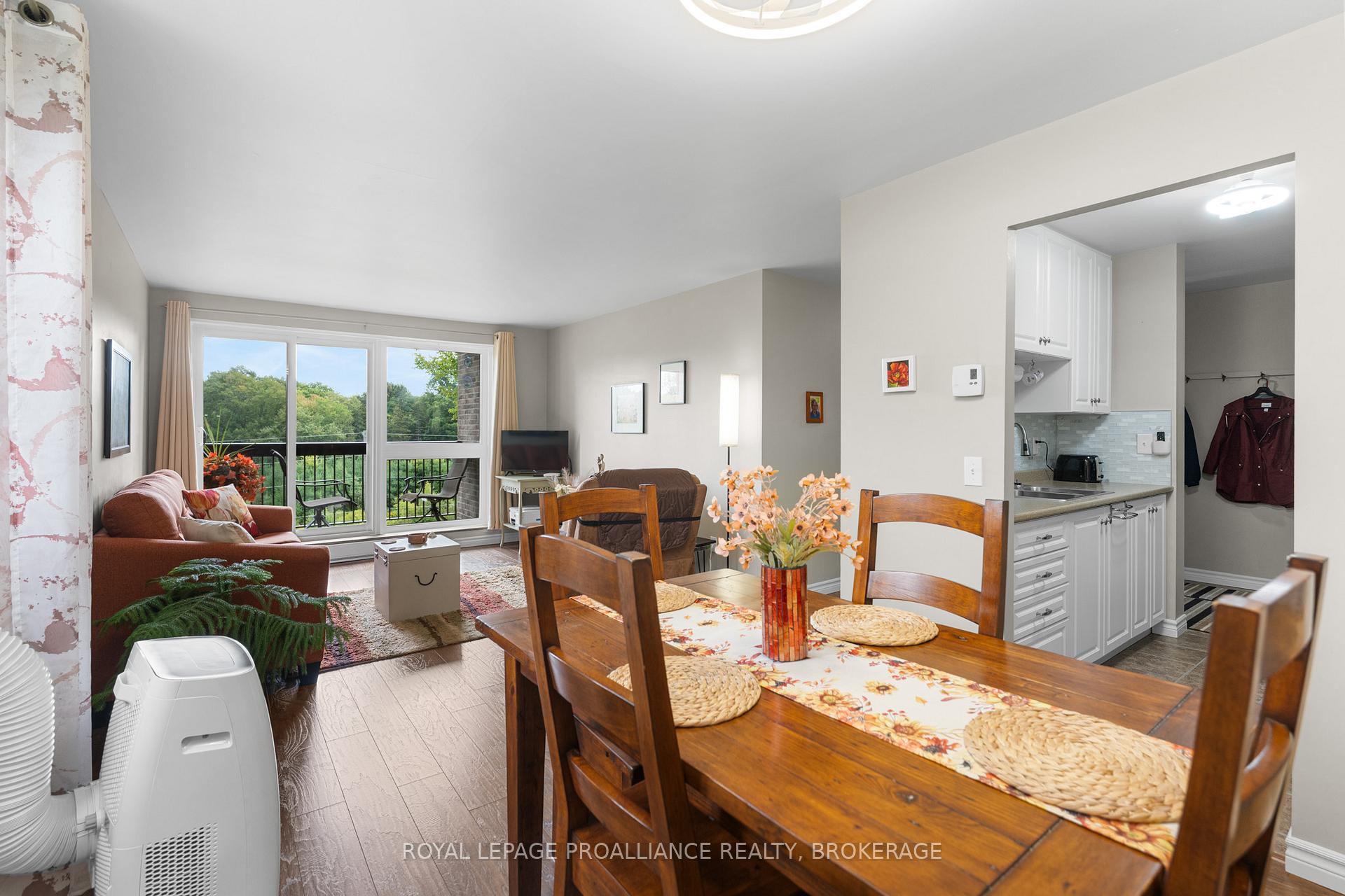 Photo 8 of Unit 515, 358 Queen Mary Road, Kingston, West of Sir John A. Blvd — HOMEH