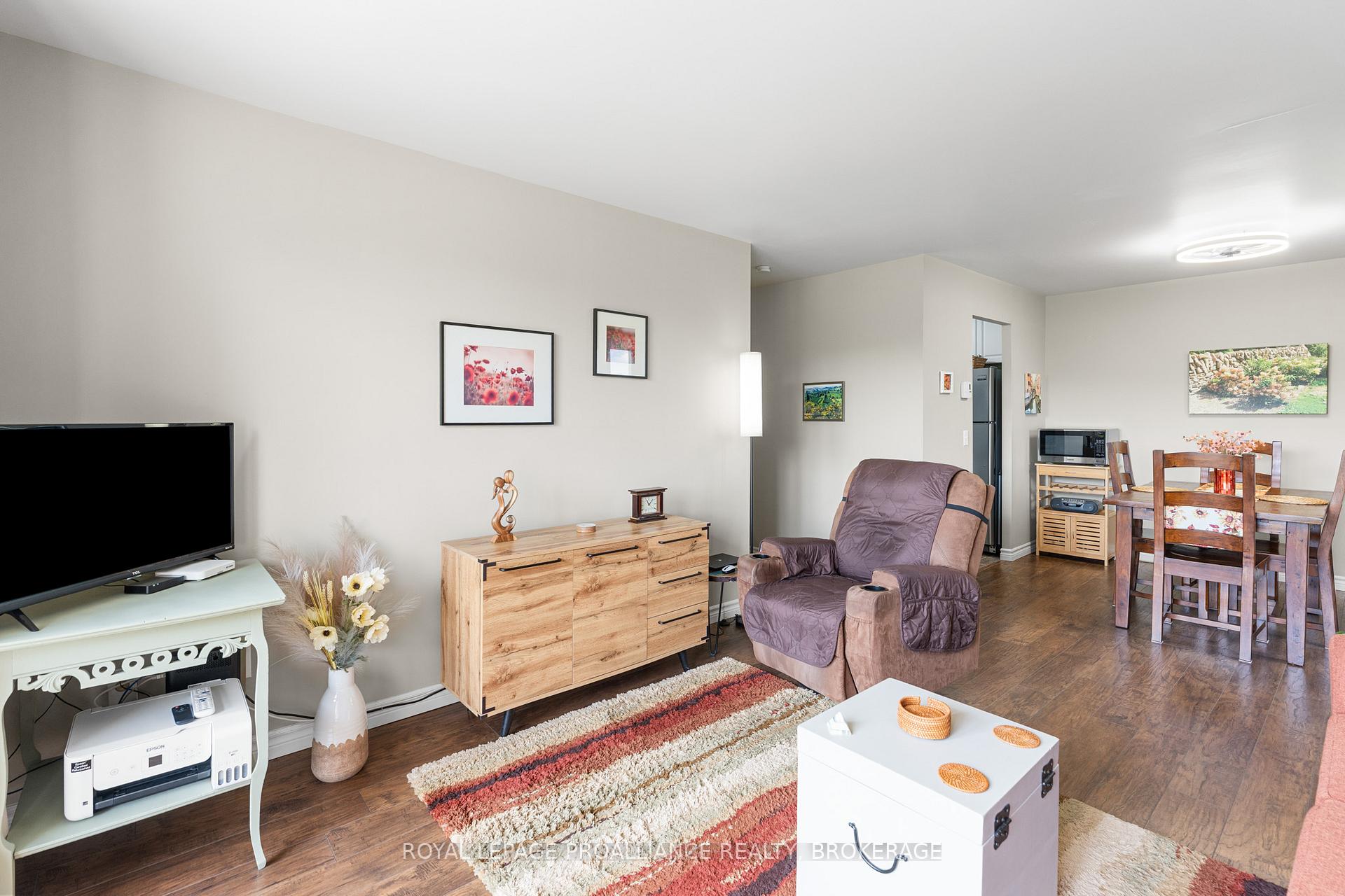 Photo 12 of Unit 515, 358 Queen Mary Road, Kingston, West of Sir John A. Blvd — HOMEH
