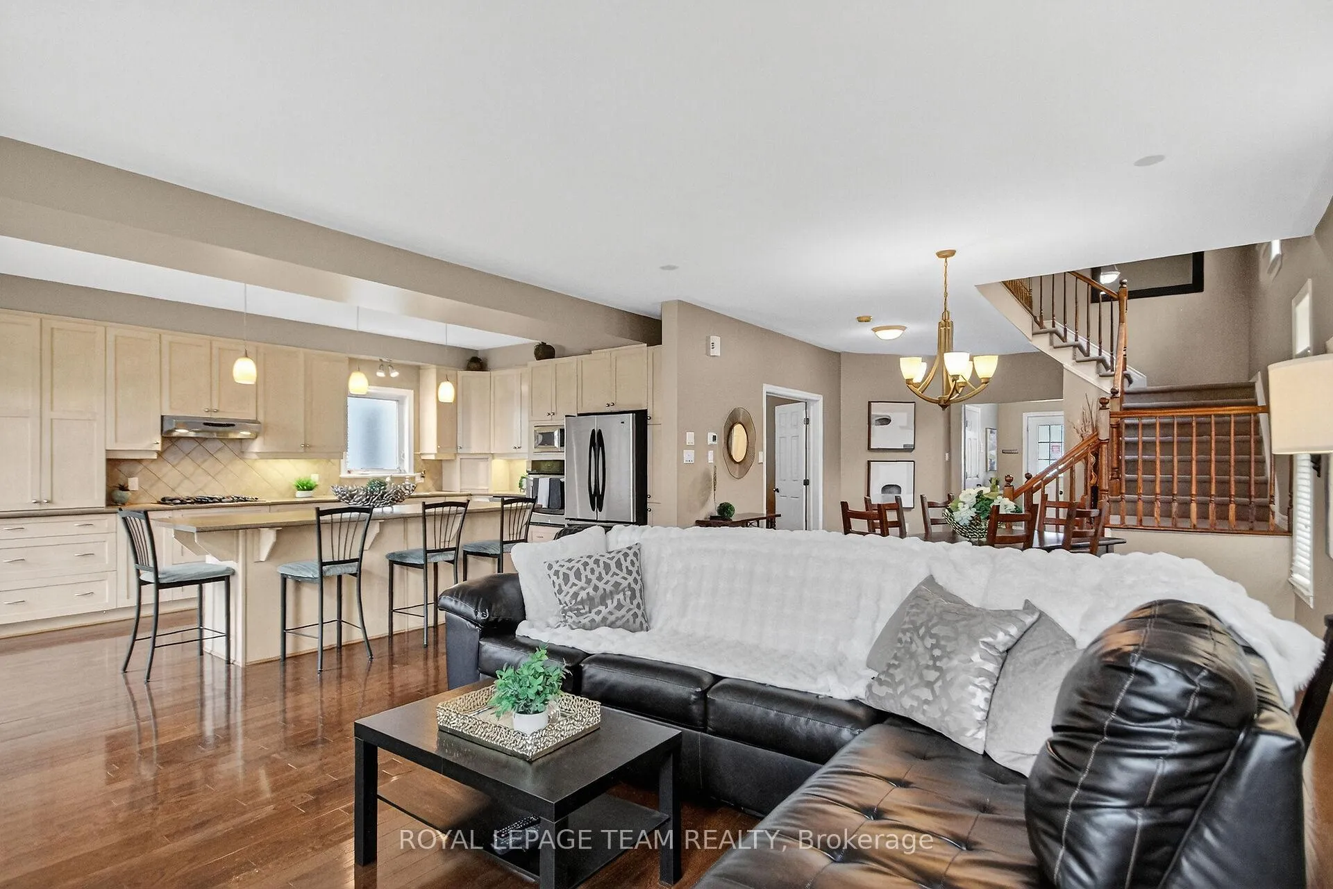 Photo 74 of 104 Versilia Drive, Ottawa, Barrhaven East — HOMEH