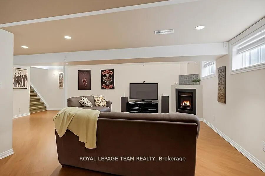 Photo 211 of 104 Versilia Drive, Ottawa, Barrhaven East — HOMEH