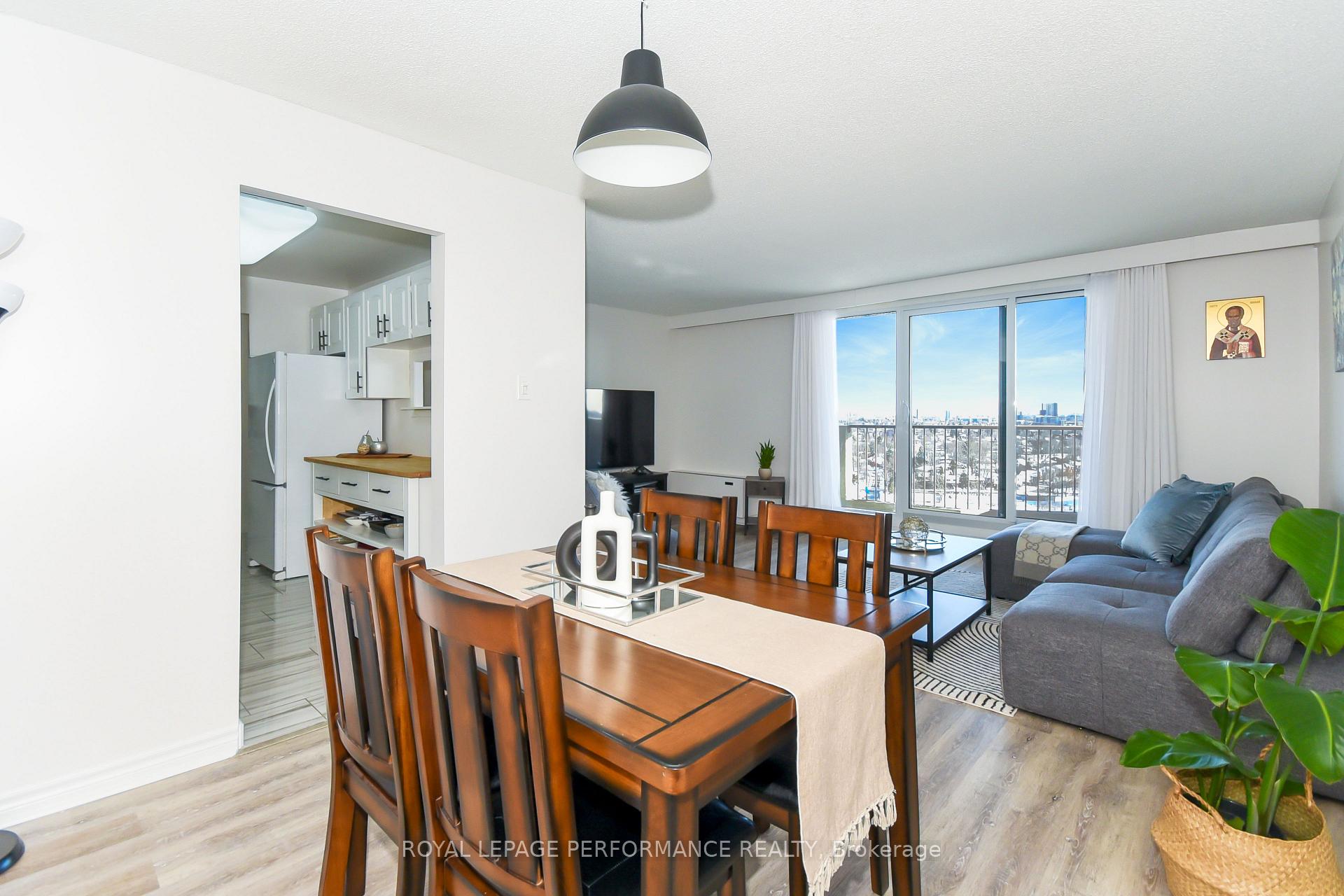 Photo 6 of Unit 2207, 1025 Richmond Road, Ottawa, Woodroffe — HOMEH