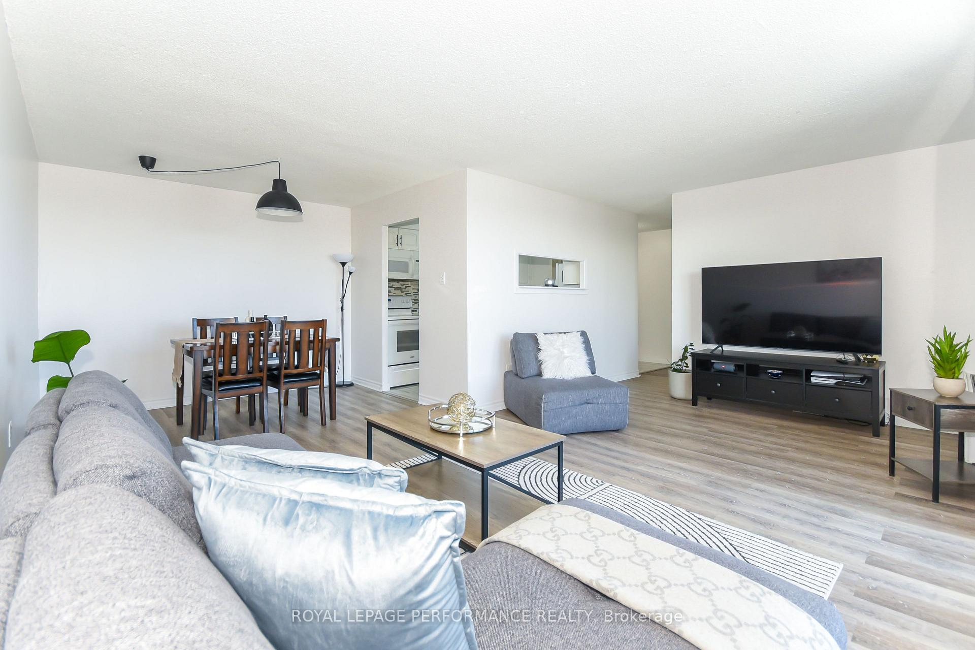 Photo 8 of Unit 2207, 1025 Richmond Road, Ottawa, Woodroffe — HOMEH