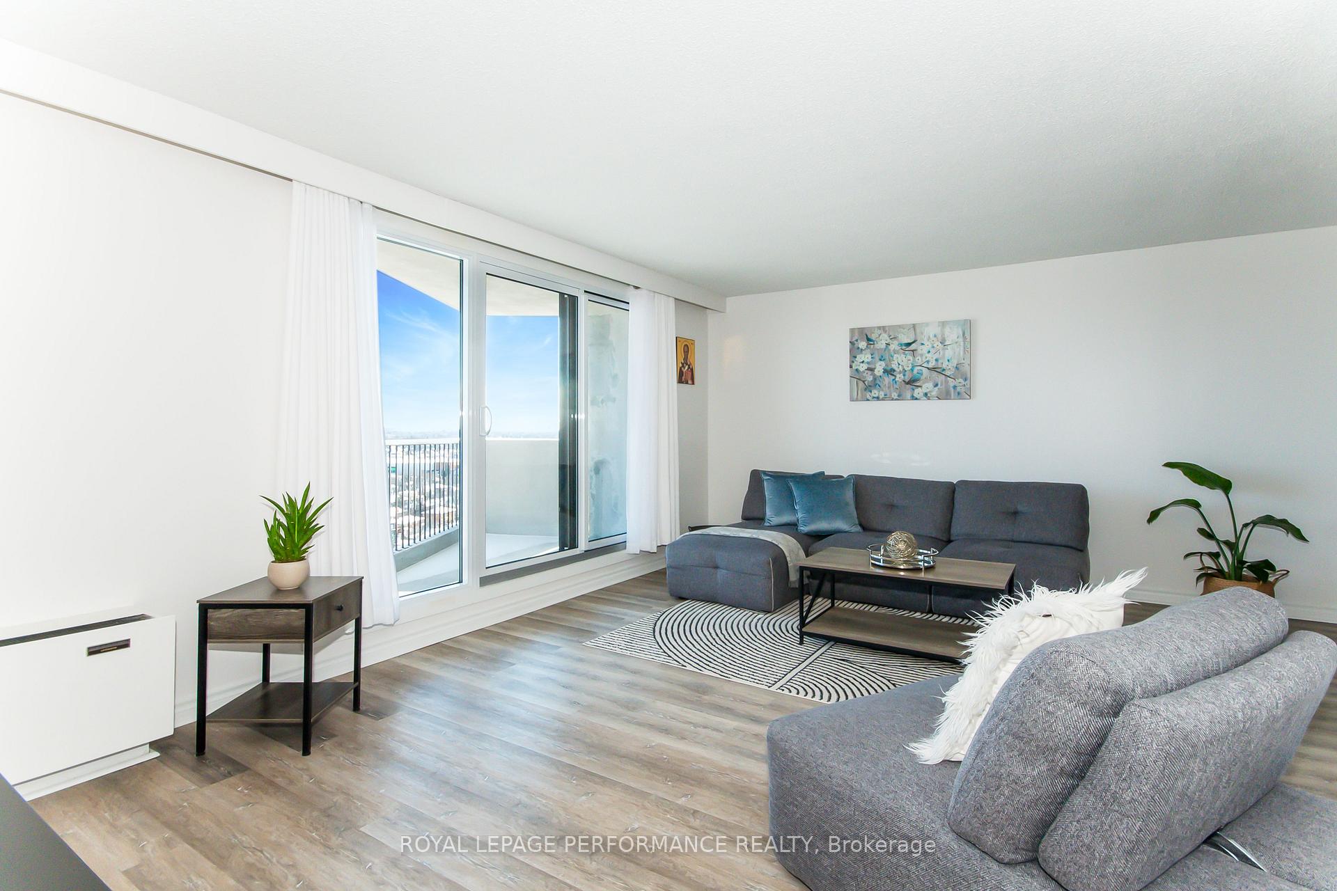 Photo 10 of Unit 2207, 1025 Richmond Road, Ottawa, Woodroffe — HOMEH