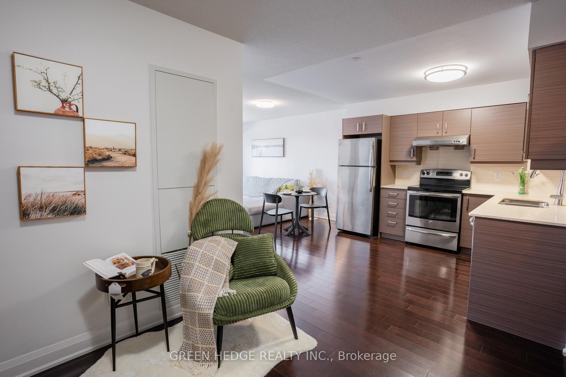 Photo 2 of Unit 706, 8200 Birchmount Road, Markham, Unionville — HOMEH