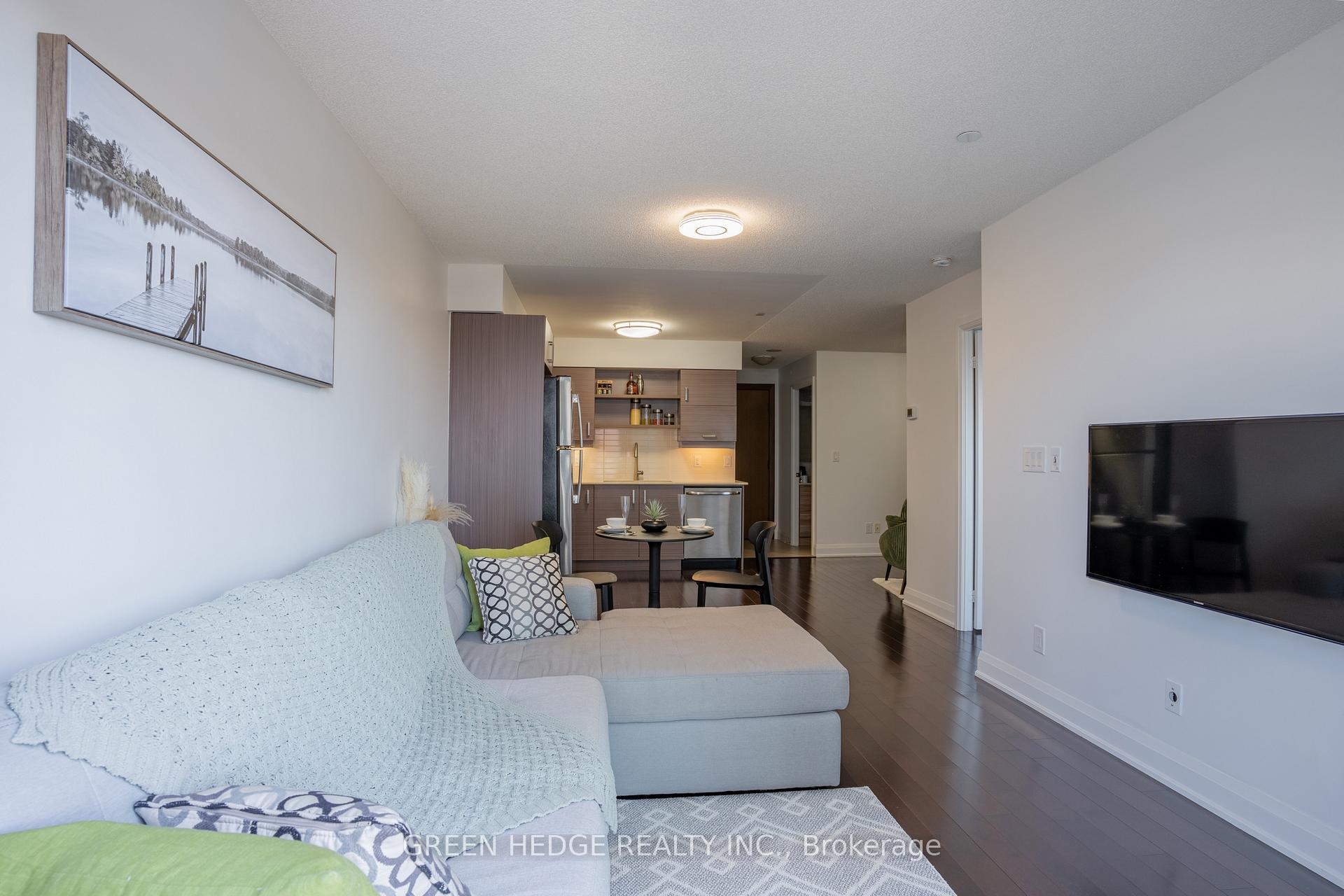 Photo 7 of Unit 706, 8200 Birchmount Road, Markham, Unionville — HOMEH