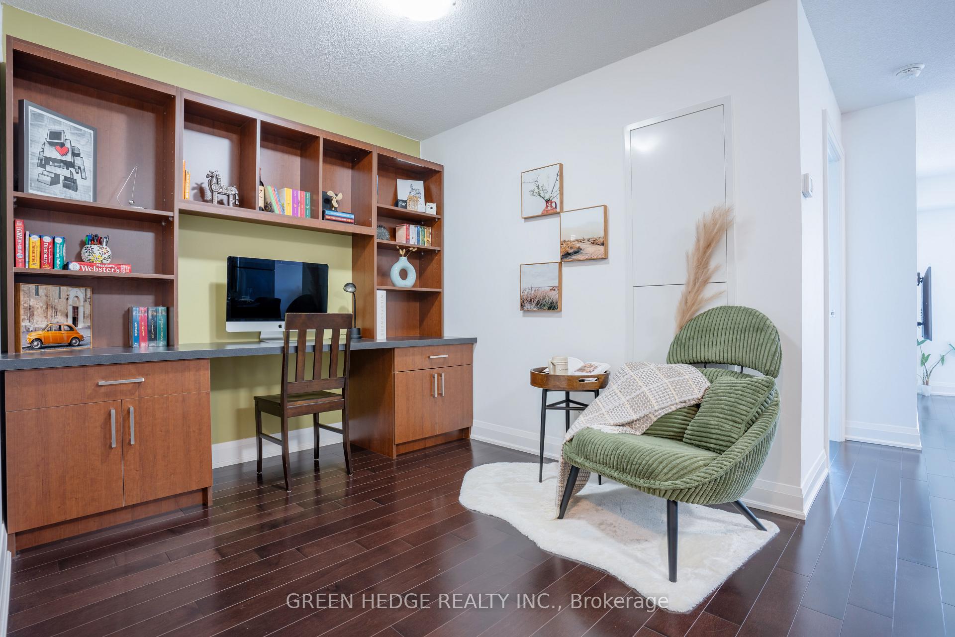 Photo 10 of Unit 706, 8200 Birchmount Road, Markham, Unionville — HOMEH
