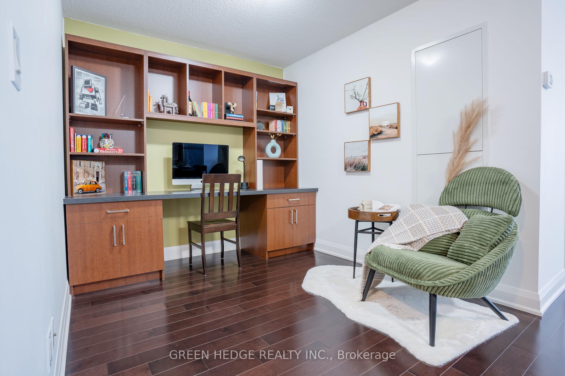 Photo 11 of Unit 706, 8200 Birchmount Road, Markham, Unionville — HOMEH