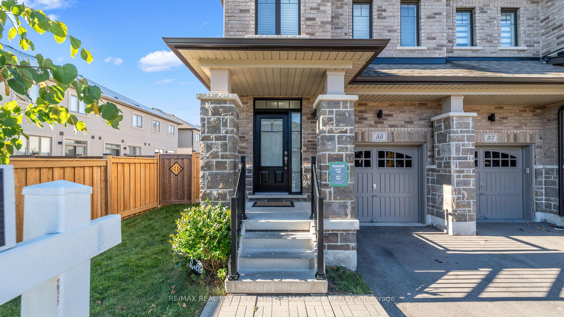 Photo 2 of 55 Doris Pawley Crescent, Caledon, Rural Caledon — HOMEH