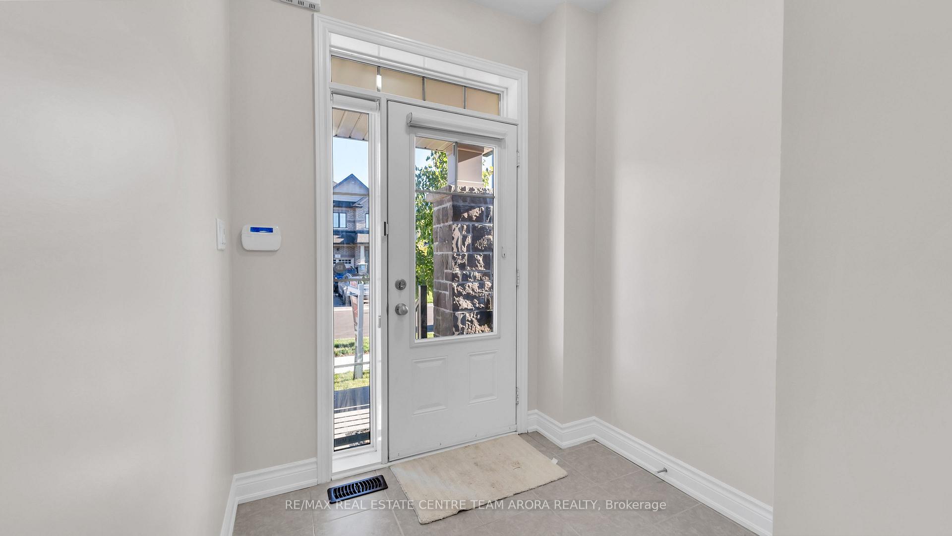 Photo 4 of 55 Doris Pawley Crescent, Caledon, Rural Caledon — HOMEH