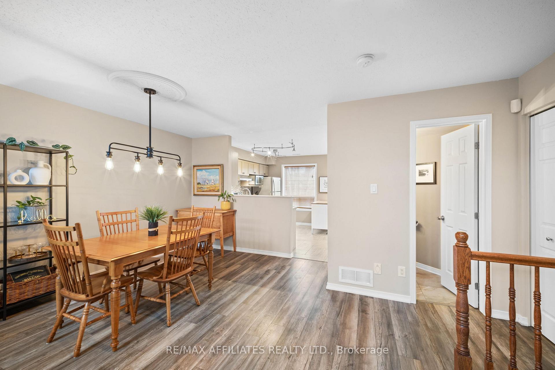 Photo 6 of Unit 10, 336 Wiffen, Ottawa, Westcliffe Estates — HOMEH