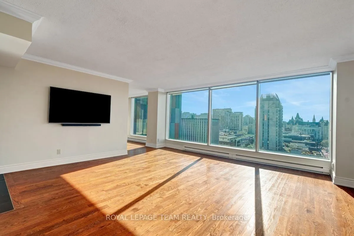Photo 16 of Unit 1702, 160 George Street, Ottawa, Lower Town/Byward Market — HOMEH