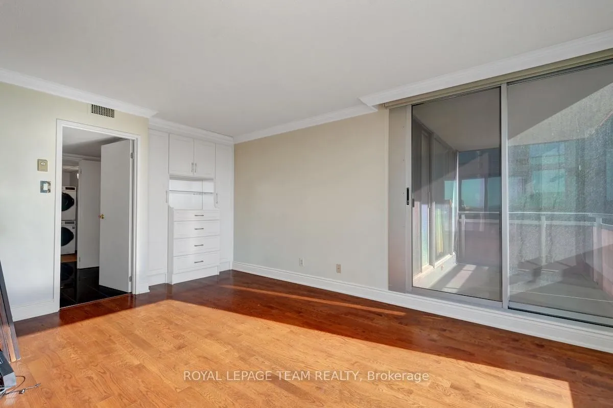 Photo 23 of Unit 1702, 160 George Street, Ottawa, Lower Town/Byward Market — HOMEH