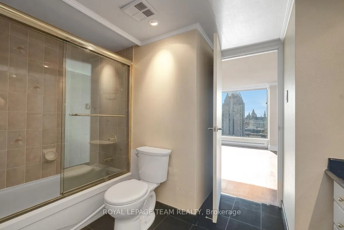 Photo 25 of Unit 1702, 160 George Street, Ottawa, Lower Town/Byward Market — HOMEH