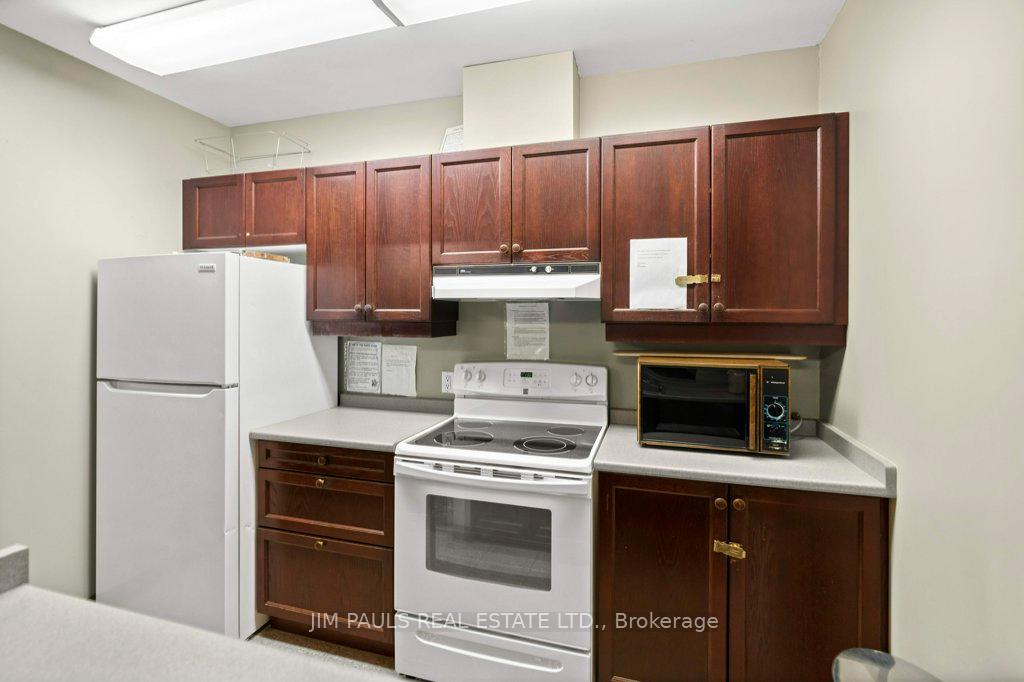 Photo 48 of Unit 306, 77 Governors Road, Hamilton, Dundas — HOMEH