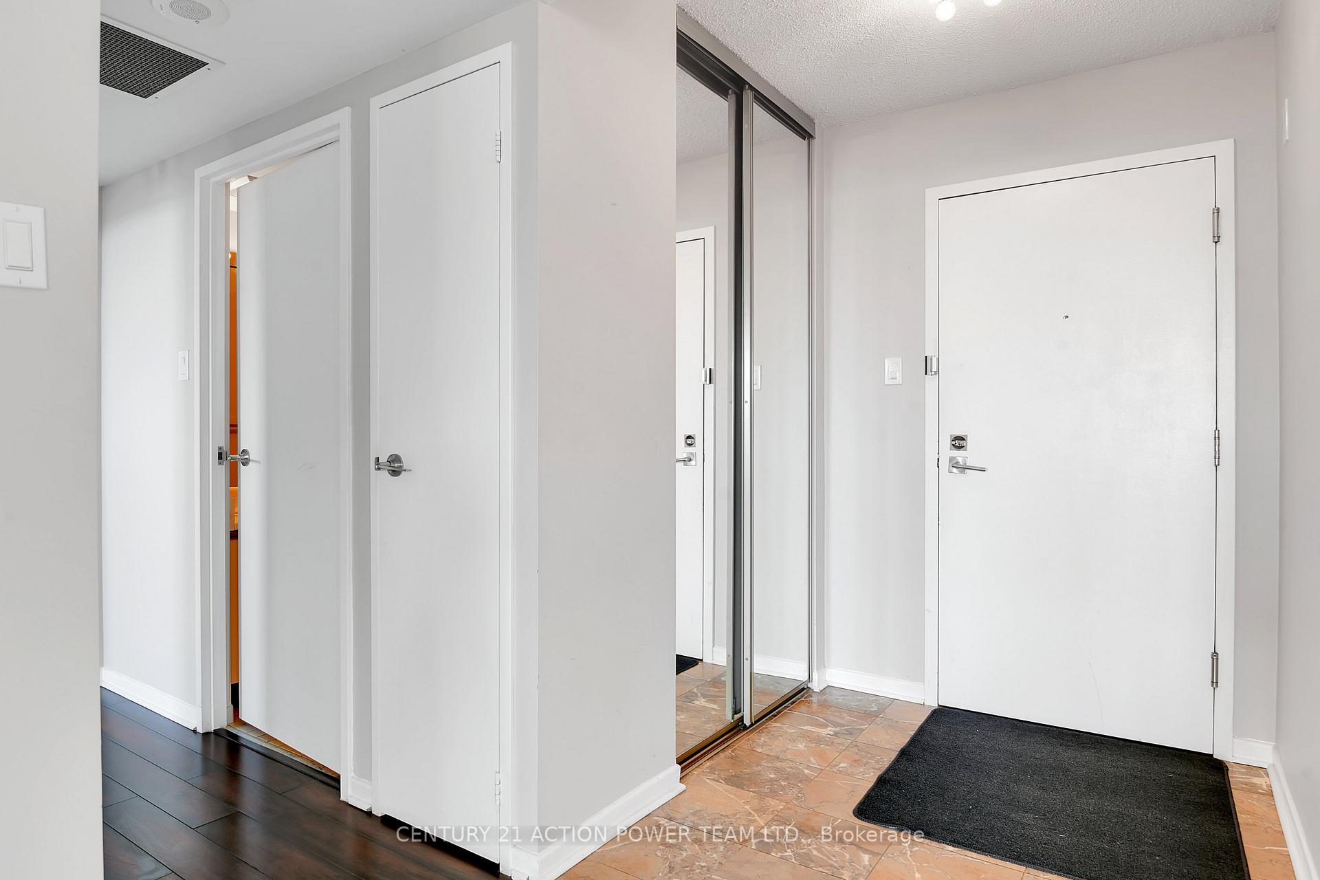 Photo 12 of Unit 1803, 1500 Riverside Drive, Ottawa, Riverview Park — HOMEH