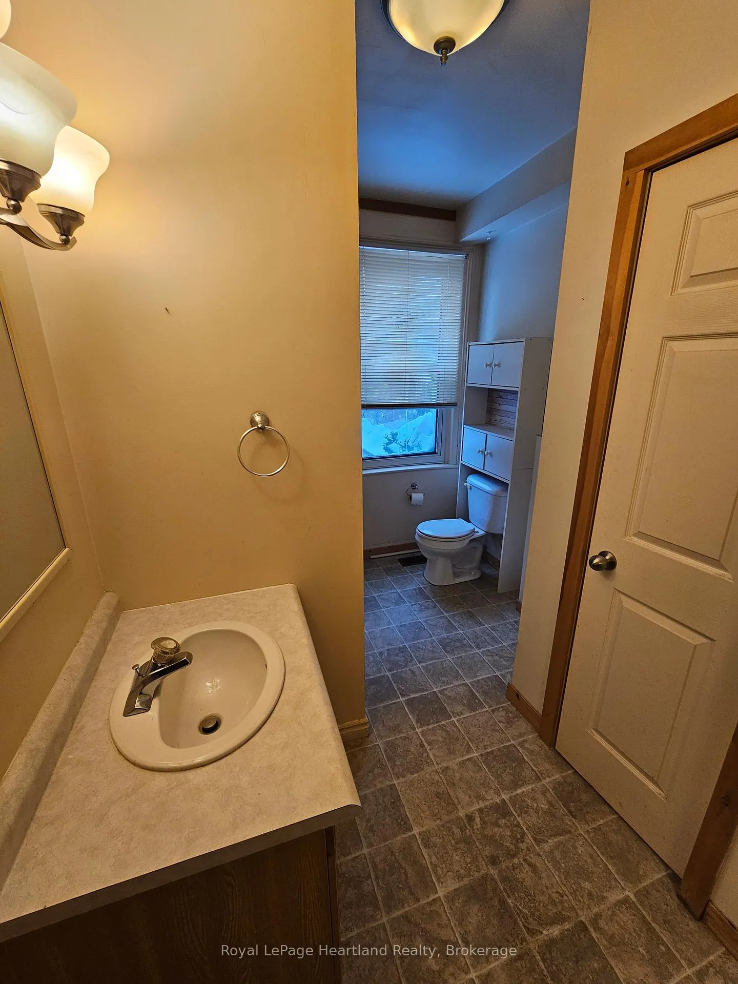 Photo 7 of 43 Trafalgar Street, Goderich, Goderich (Town) — HOMEH