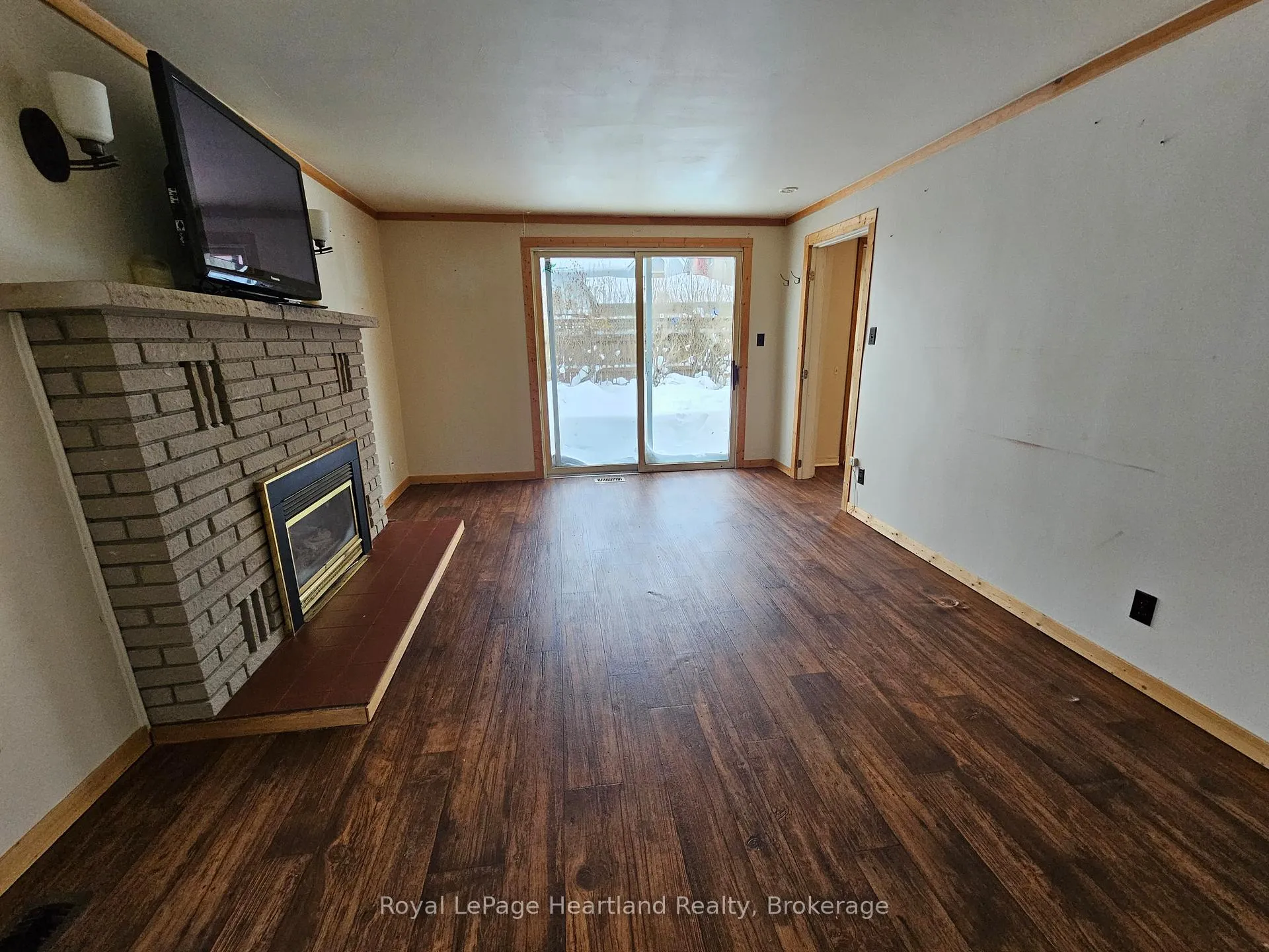 Photo 13 of 43 Trafalgar Street, Goderich, Goderich (Town) — HOMEH