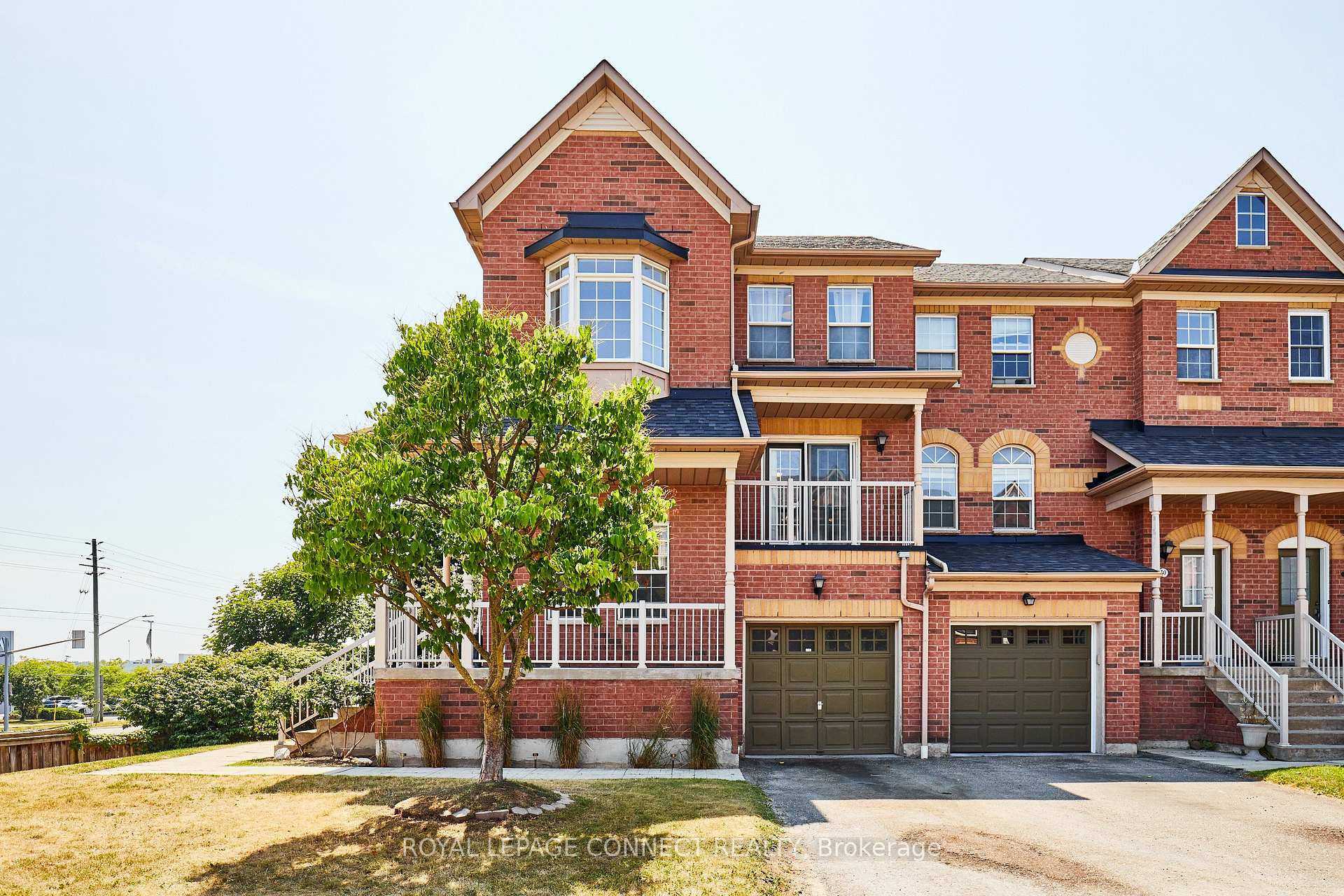 Front of Unit 31, 575 Steeple Hill