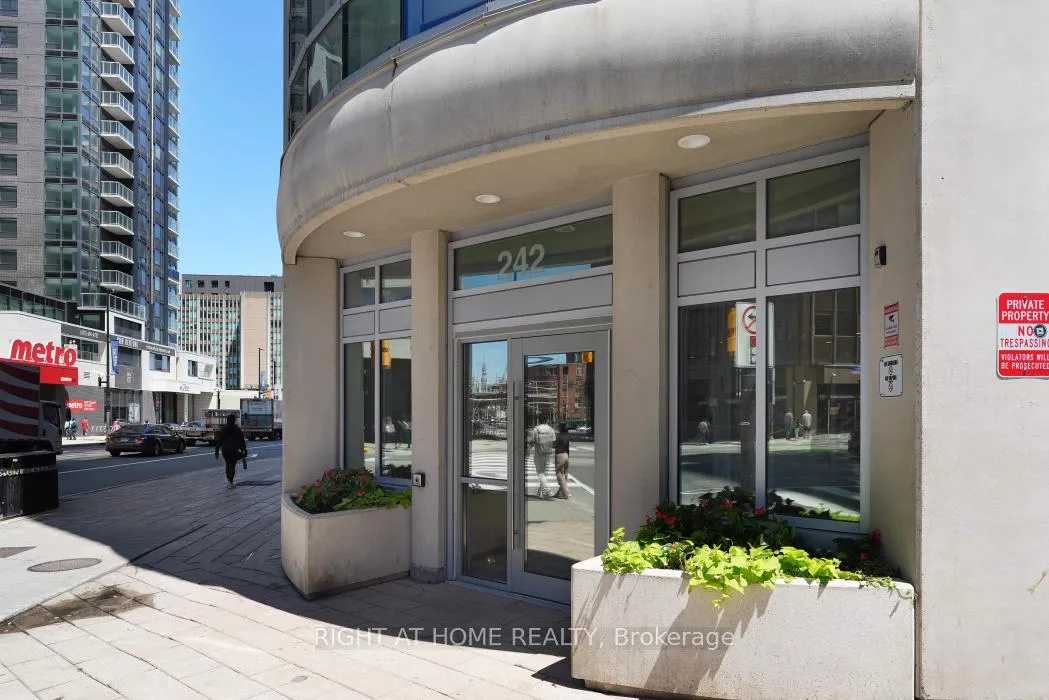 Photo 2 of Unit 2802, 242 Rideau Street, Ottawa, Sandy Hill — HOMEH