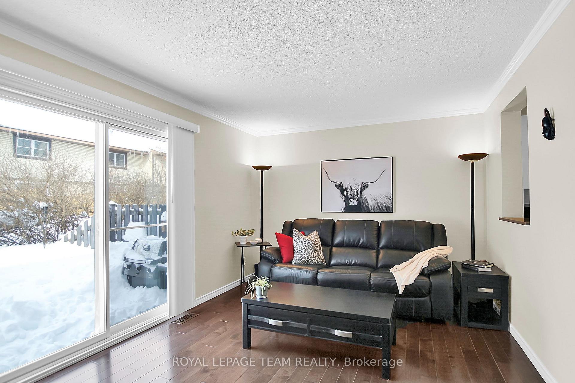 Photo 10 of 80 Stokes Crescent, Ottawa, Kanata - Glencairn/Hazeldean — HOMEH