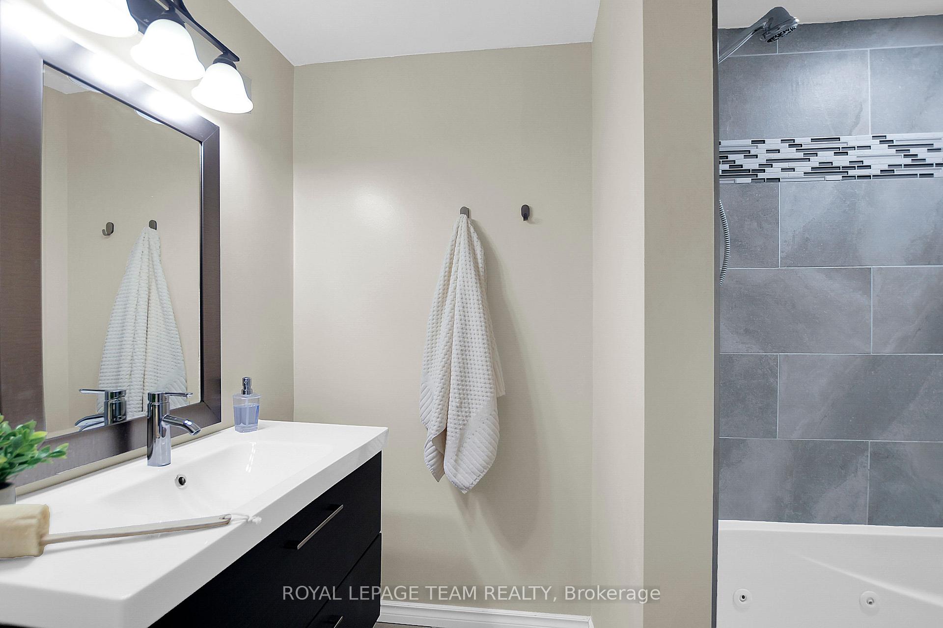 Photo 30 of 80 Stokes Crescent, Ottawa, Kanata - Glencairn/Hazeldean — HOMEH