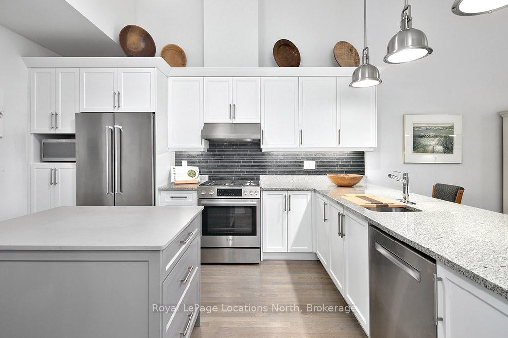 Photo 13 of 21 Waterside Lane, Collingwood — HOMEH