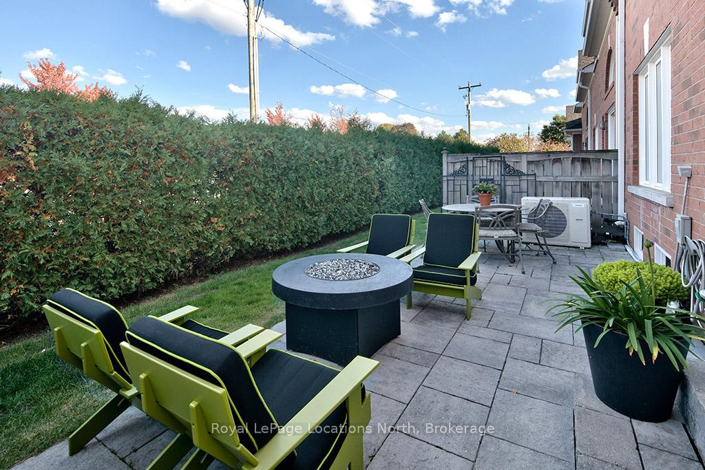 Photo 19 of 21 Waterside Lane, Collingwood — HOMEH