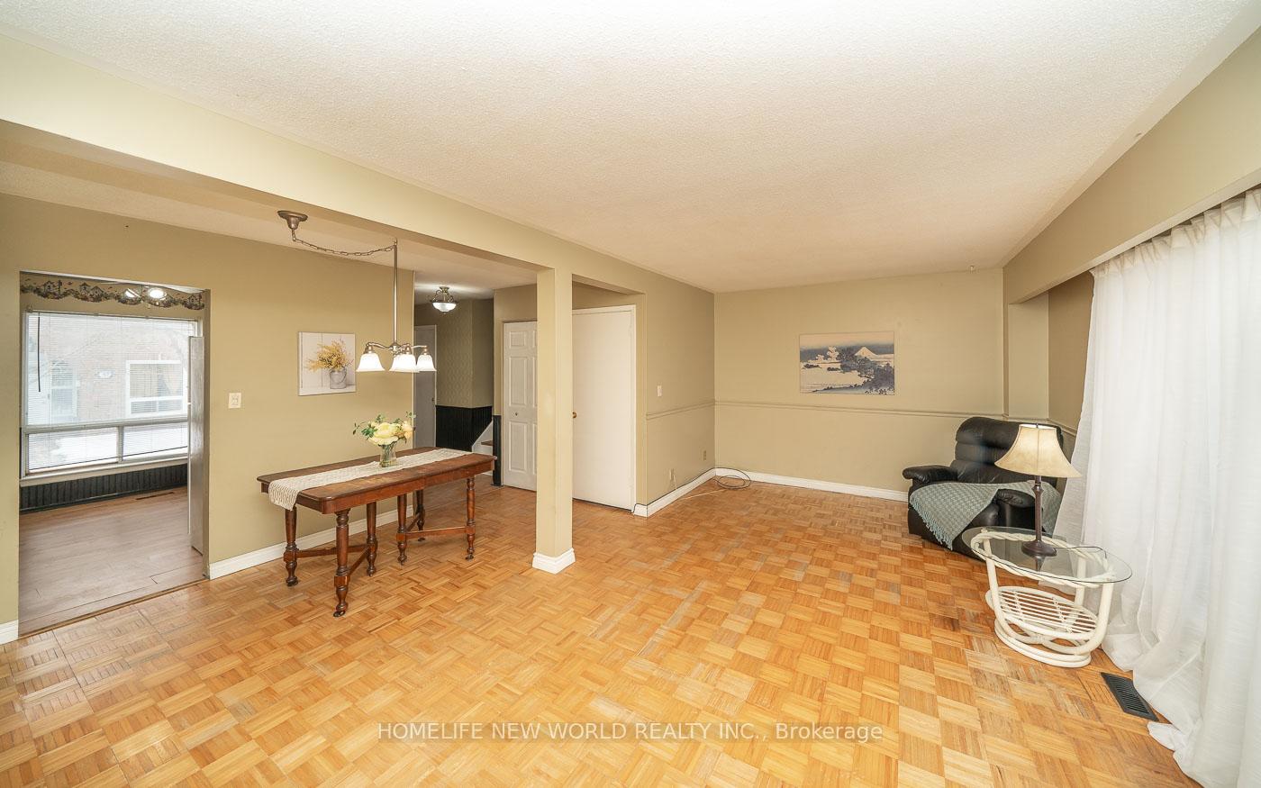 Photo 8 of Unit 49, 1 Wootten Way S, Markham, Sherwood-Amberglen — HOMEH