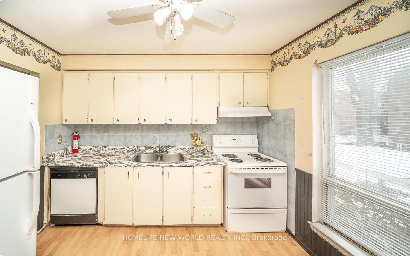Photo 10 of Unit 49, 1 Wootten Way S, Markham, Sherwood-Amberglen — HOMEH