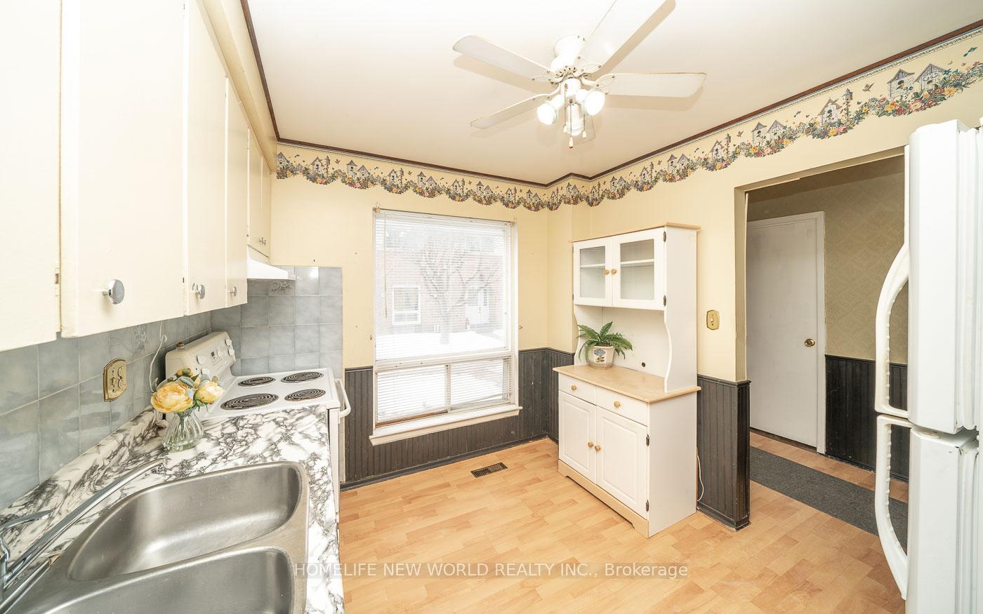 Photo 11 of Unit 49, 1 Wootten Way S, Markham, Sherwood-Amberglen — HOMEH