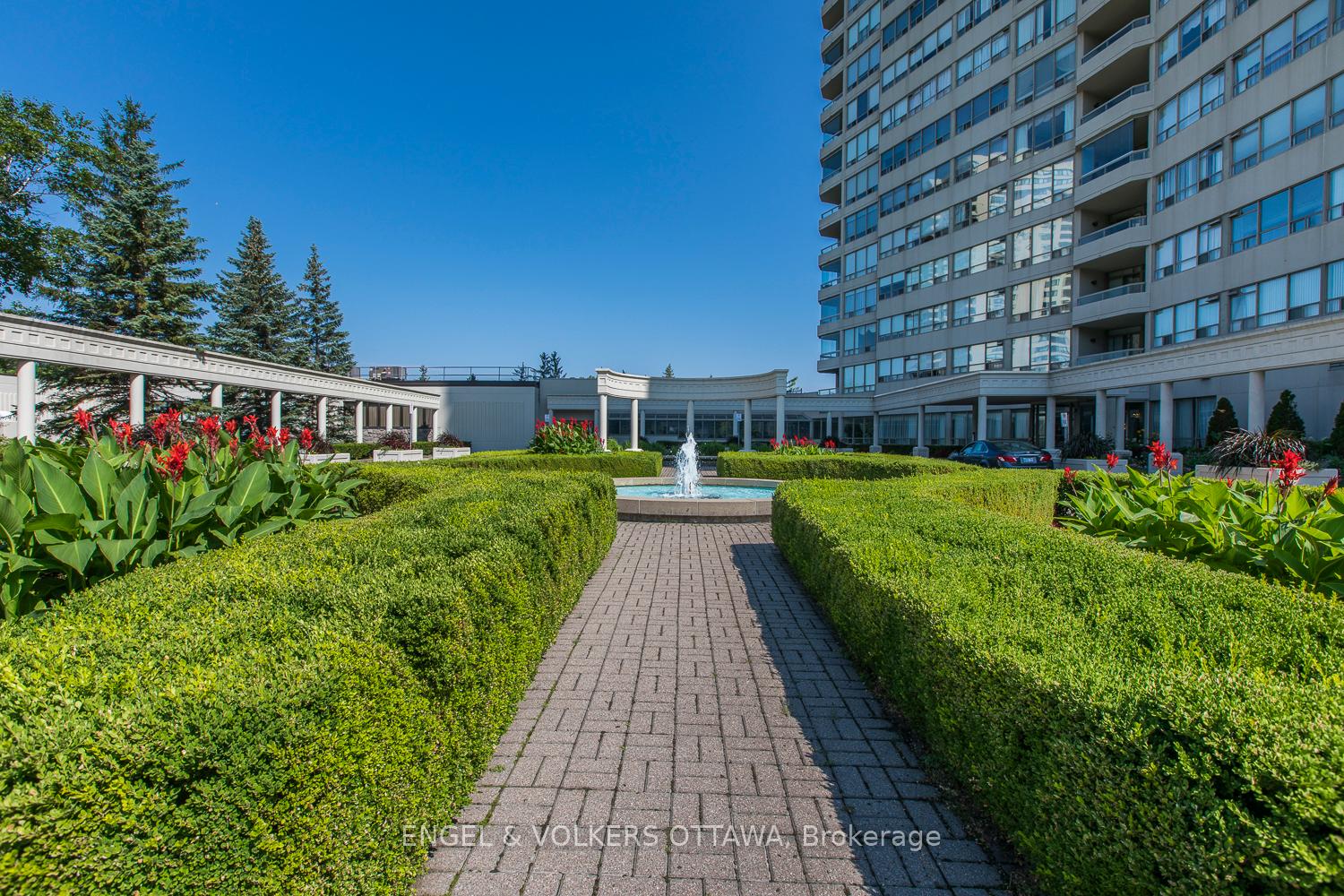 Photo 4 of Unit 1506, 1480 Riverside Drive, Ottawa, Riverview Park — HOMEH