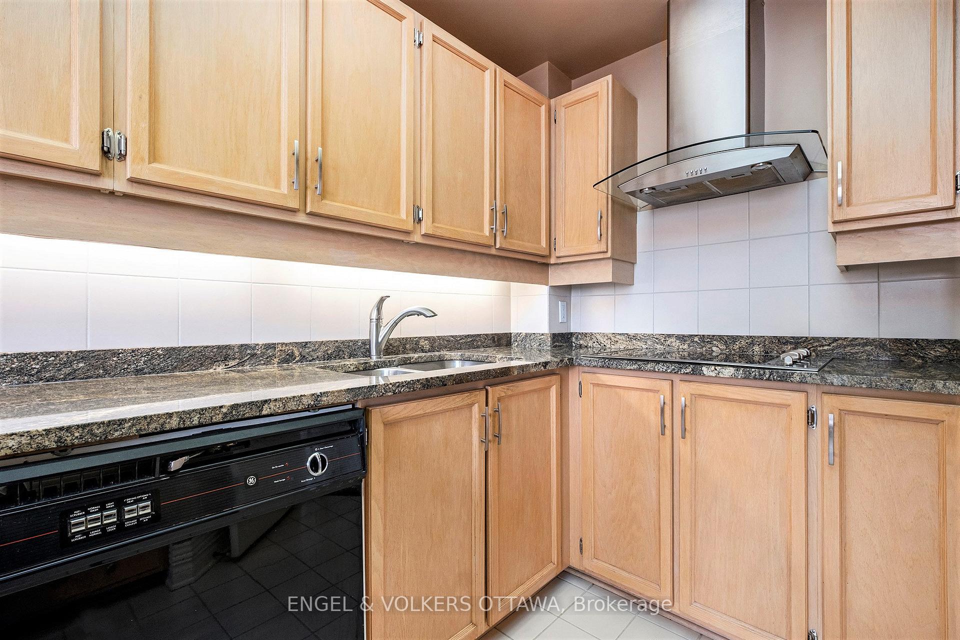 Photo 21 of Unit 1506, 1480 Riverside Drive, Ottawa, Riverview Park — HOMEH