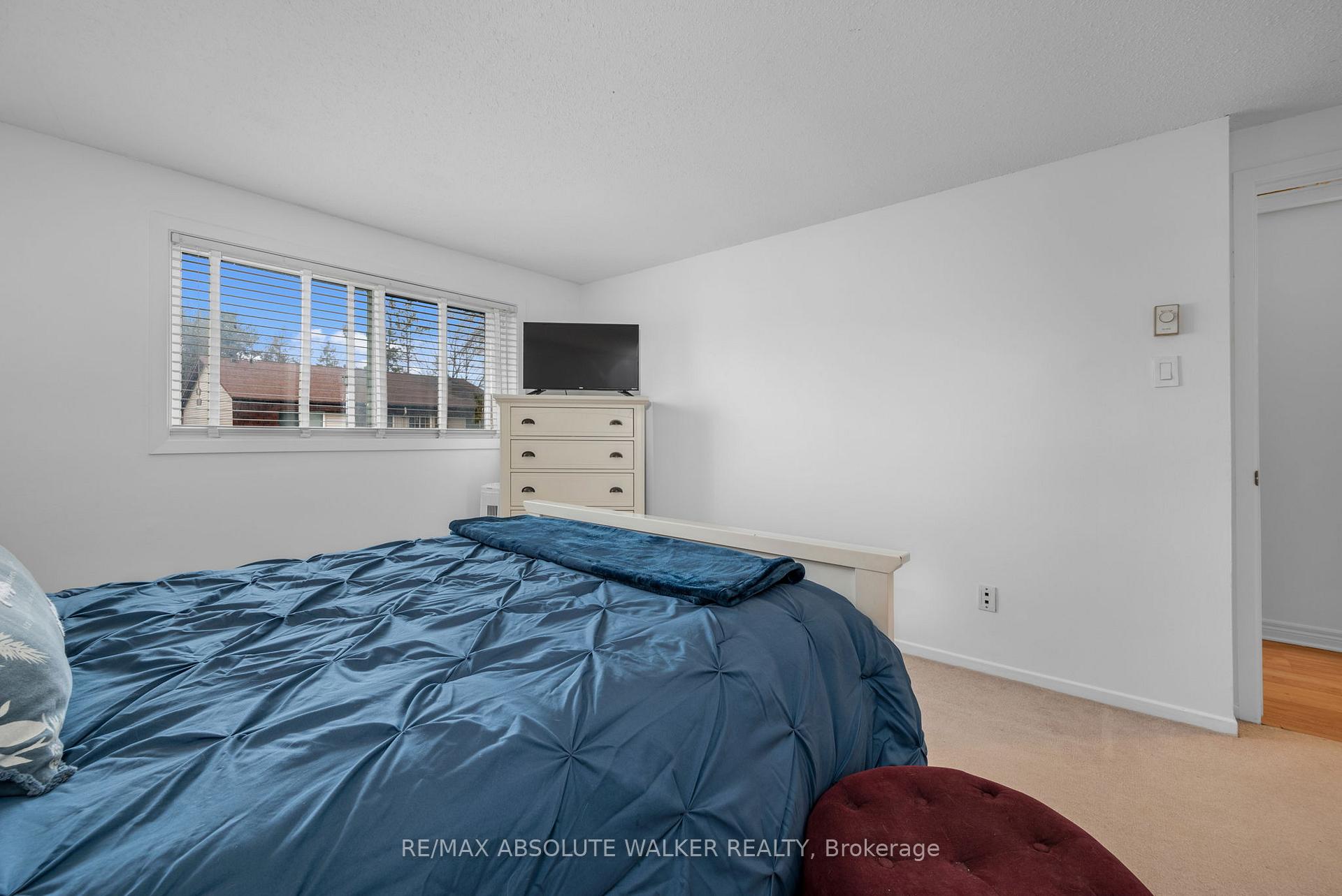 Photo 15 of 18D Sonnet Crescent, Ottawa, Westcliffe Estates — HOMEH