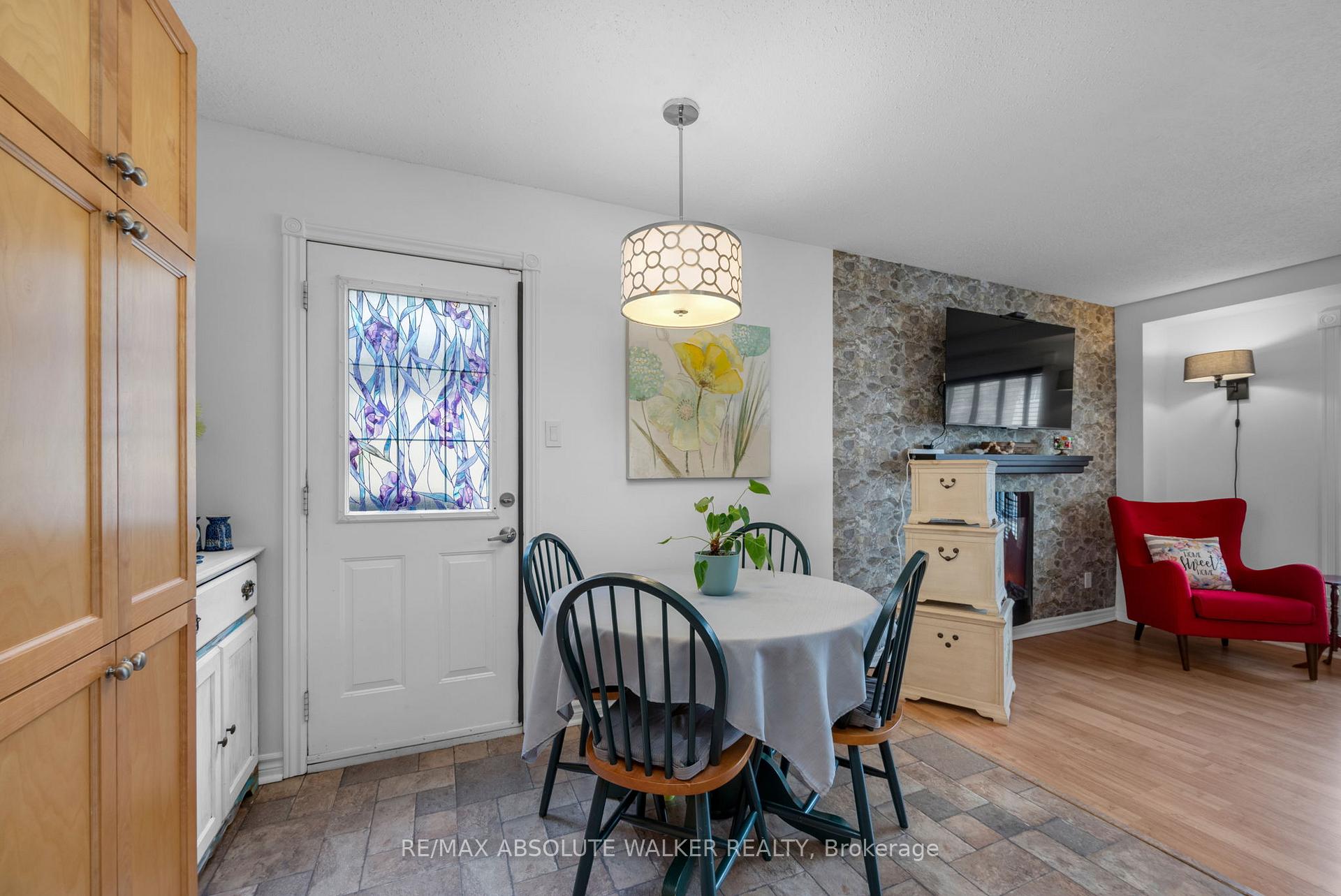 Photo 31 of 18D Sonnet Crescent, Ottawa, Westcliffe Estates — HOMEH