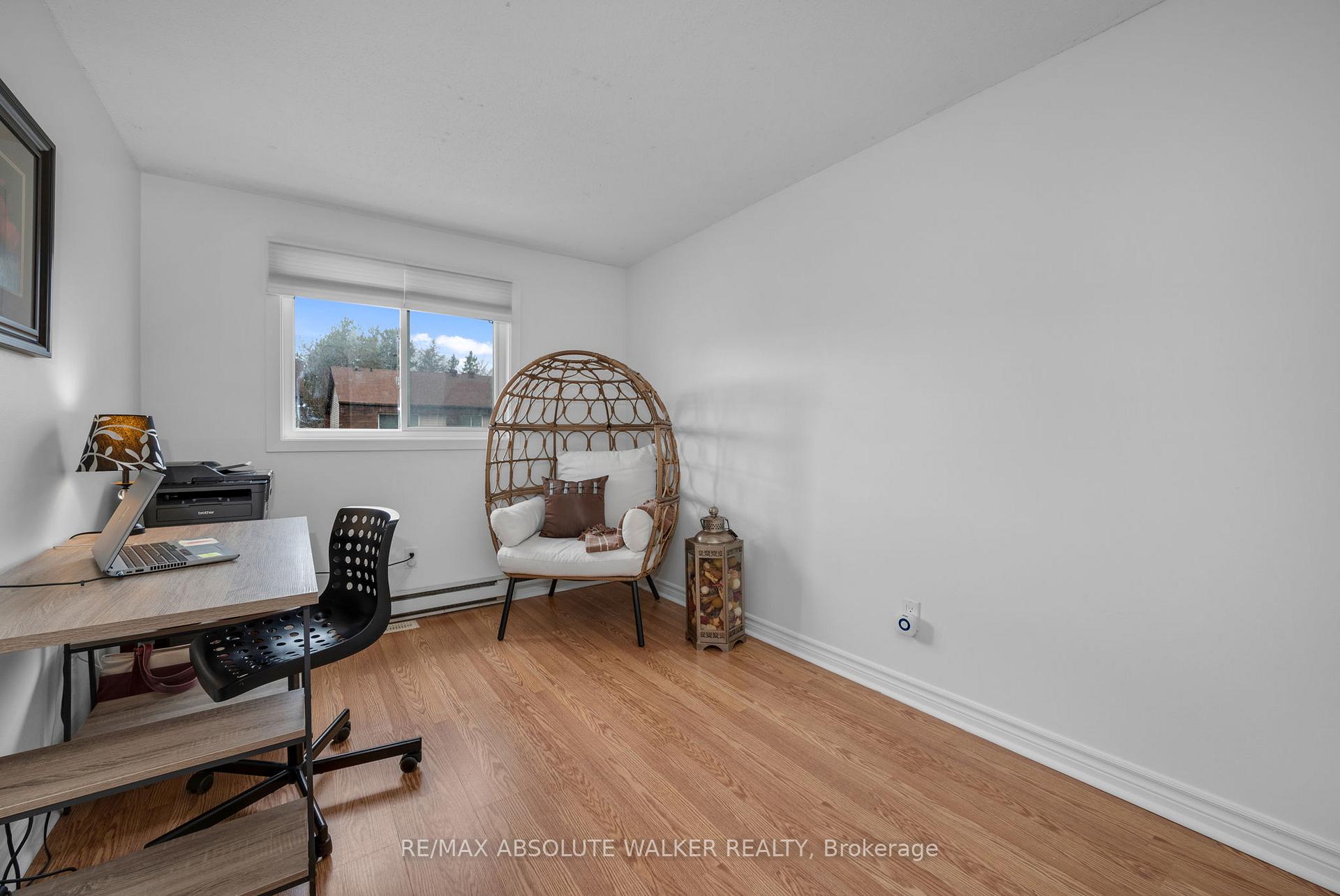 Photo 32 of 18D Sonnet Crescent, Ottawa, Westcliffe Estates — HOMEH