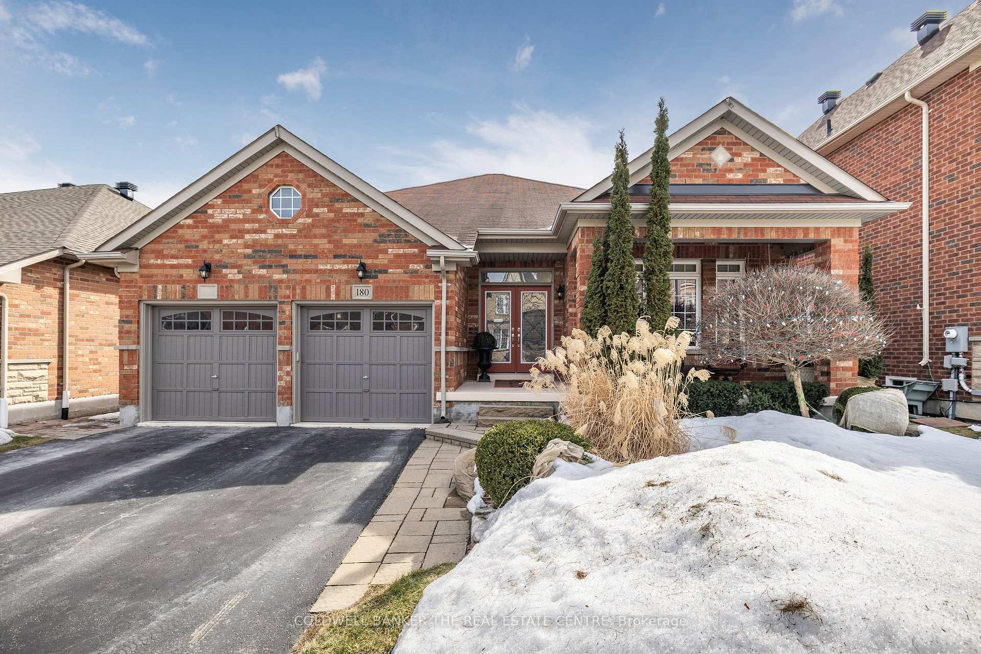 Photo 1 of 180 Tonner Crescent, Aurora, Bayview Northeast — HOMEH
