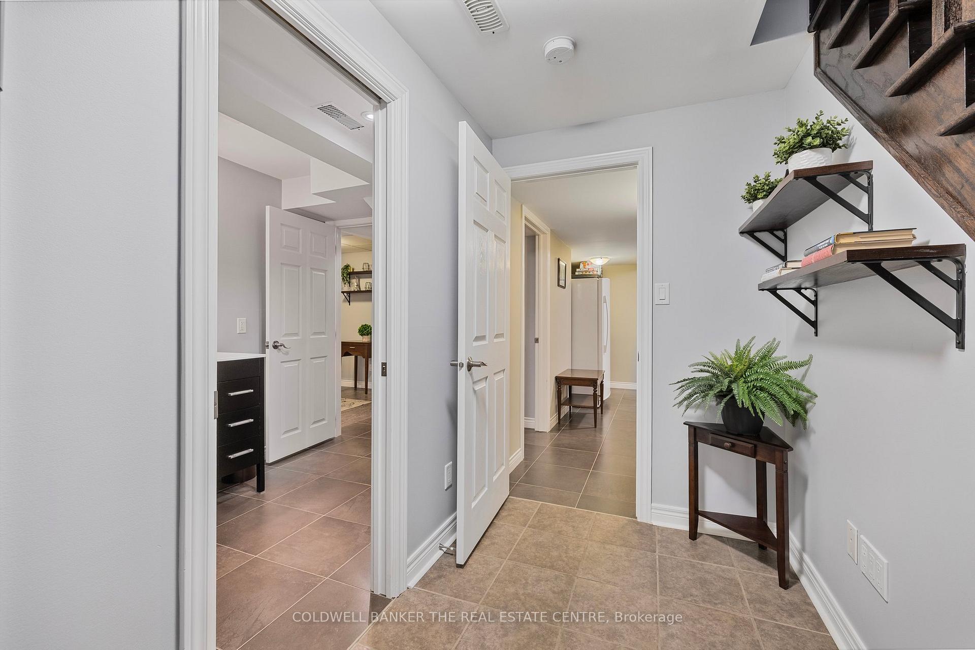 Photo 26 of 180 Tonner Crescent, Aurora, Bayview Northeast — HOMEH