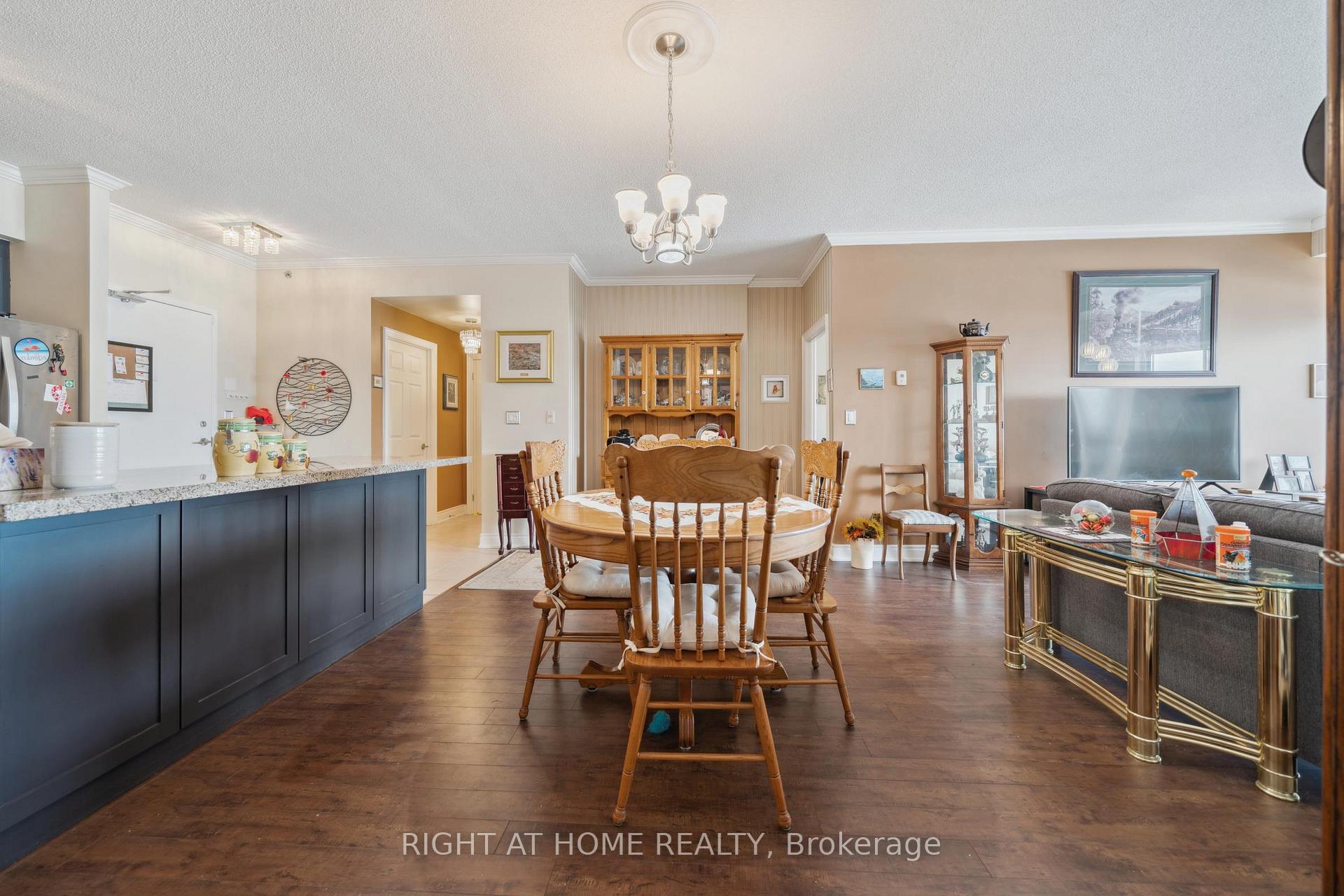 Photo 4 of Unit 508, 171 Shanly Street, Scugog, Port Perry — HOMEH