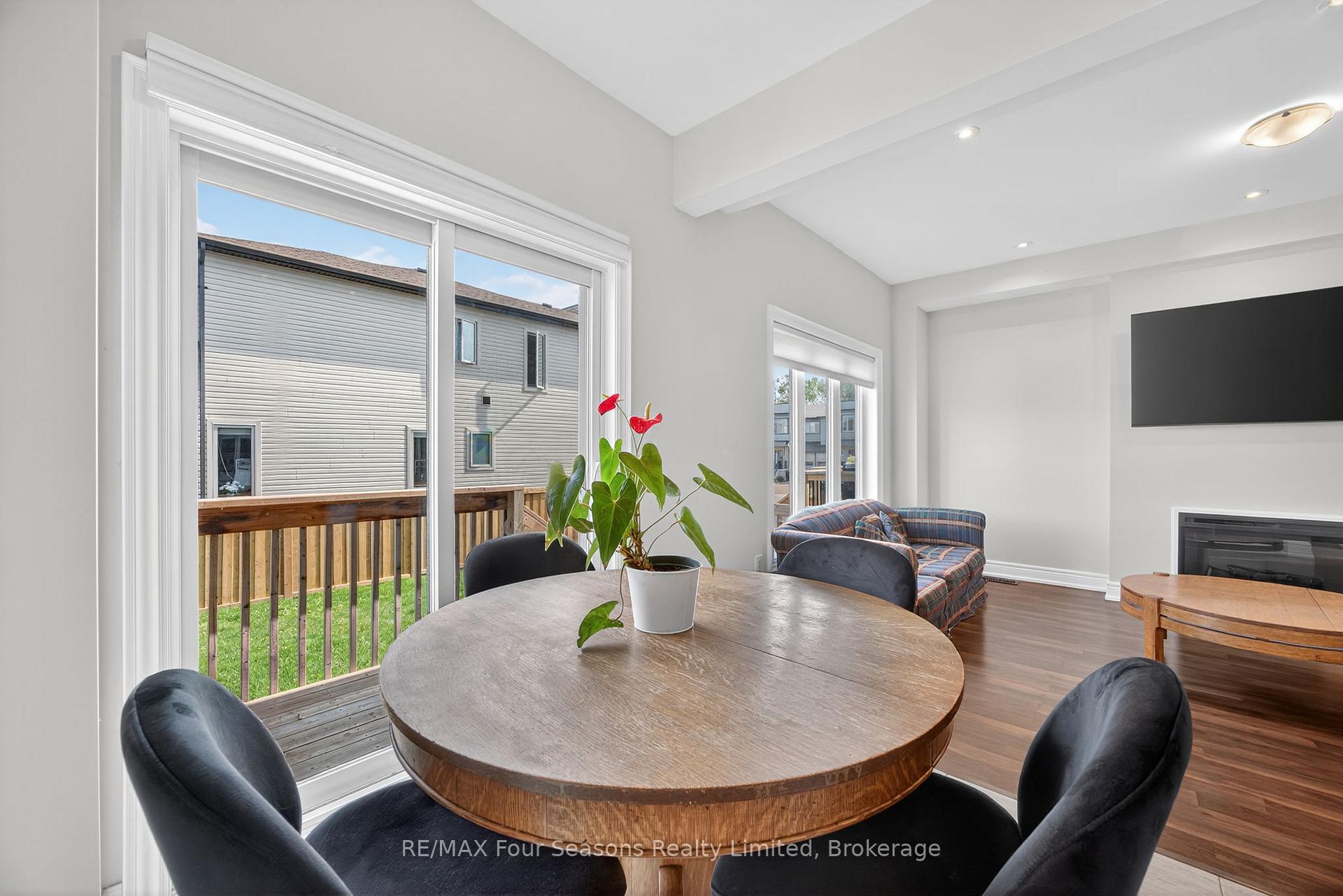 Photo 9 of 250 Atkinson Street, Clearview, Stayner — HOMEH
