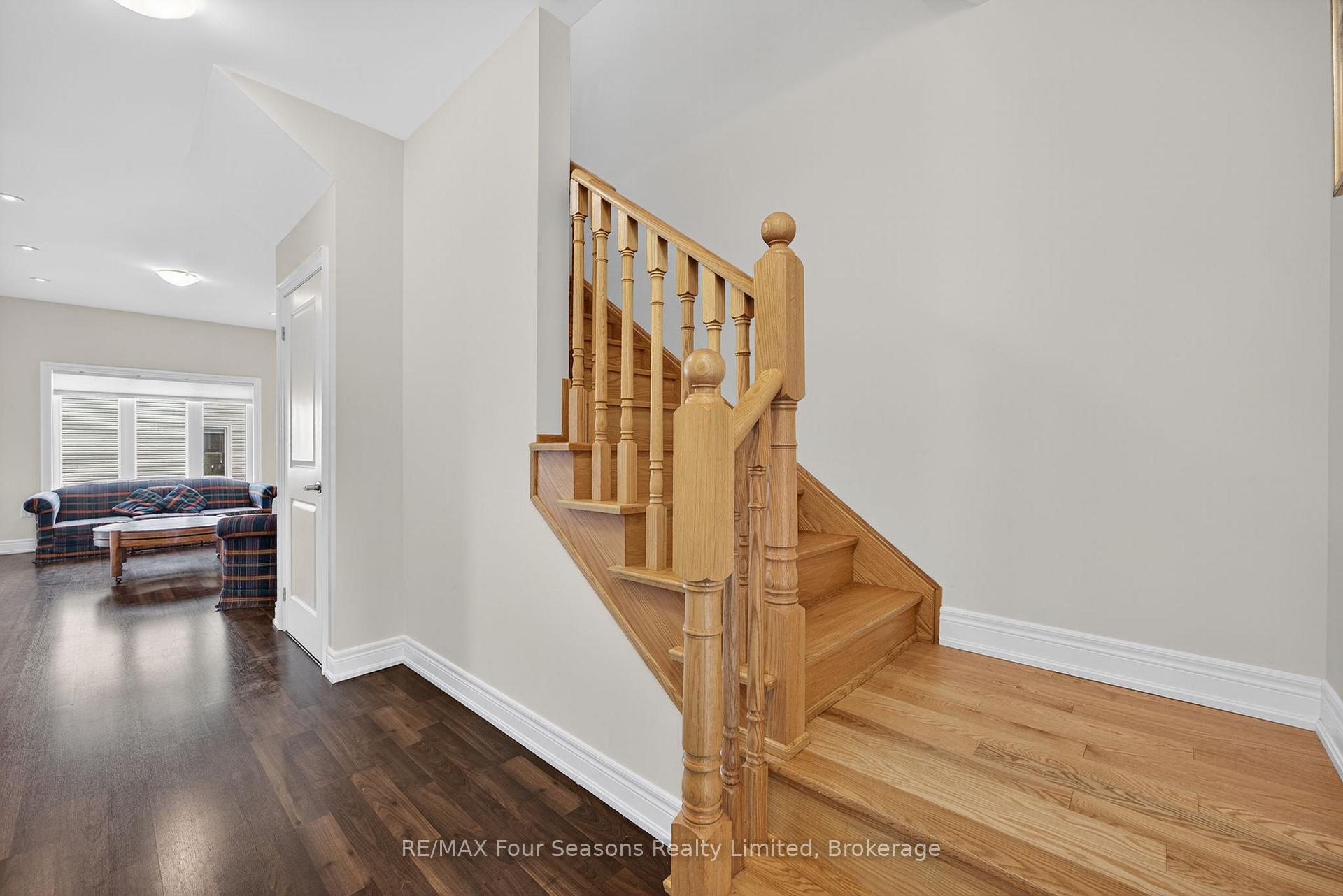 Photo 12 of 250 Atkinson Street, Clearview, Stayner — HOMEH