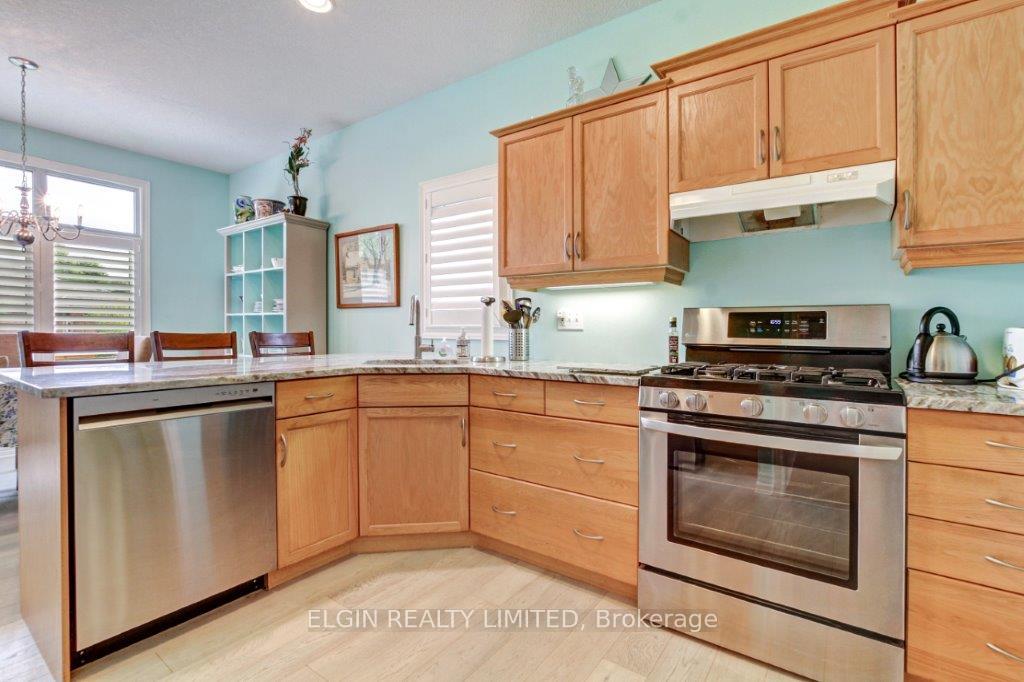 Photo 9 of Unit 32, 19 Augusta Crescent, St. Thomas — HOMEH
