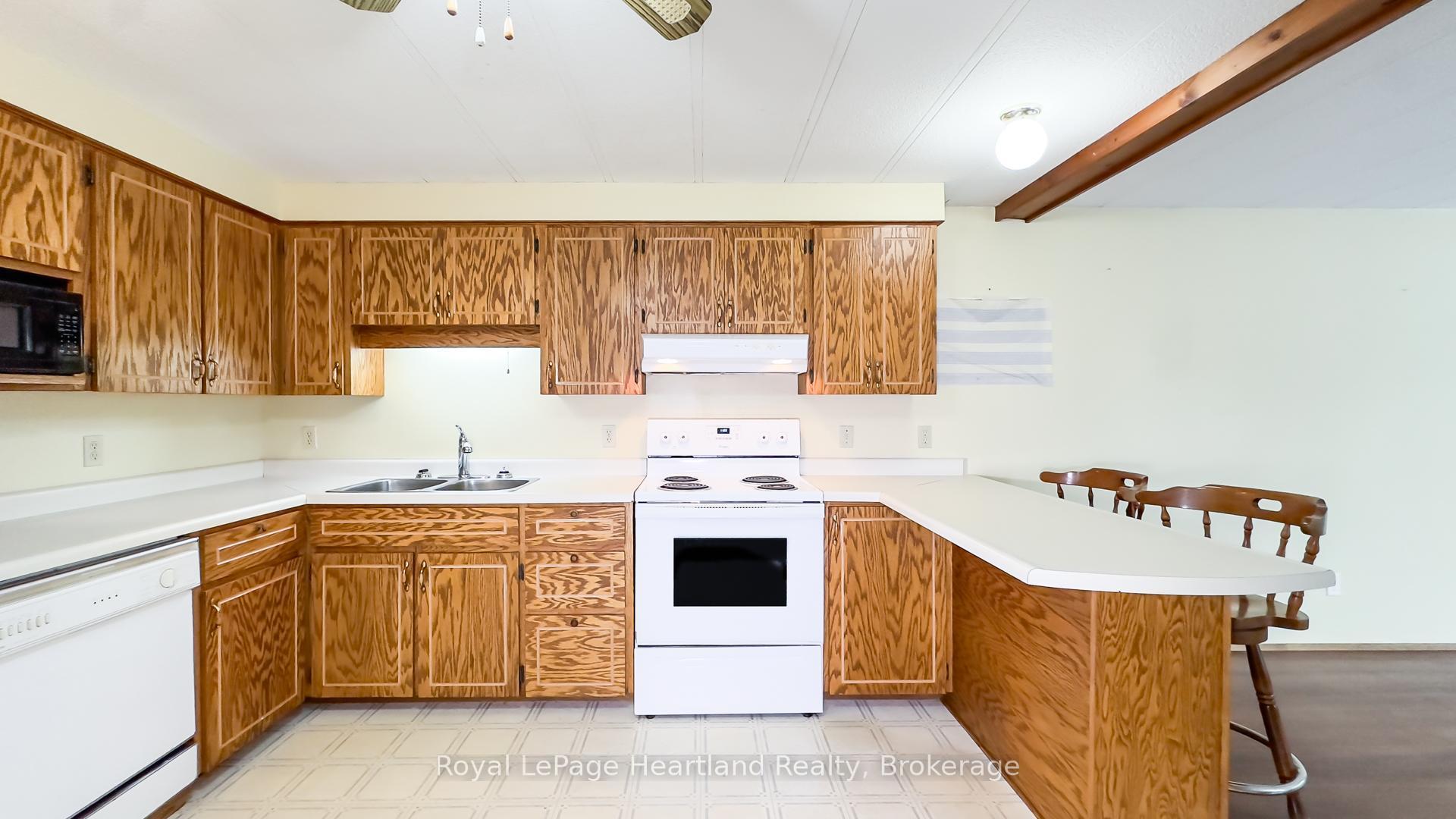 Photo 8 of 39 Cranberry Drive, Ashfield-Colborne-Wawanosh, Colborne — HOMEH