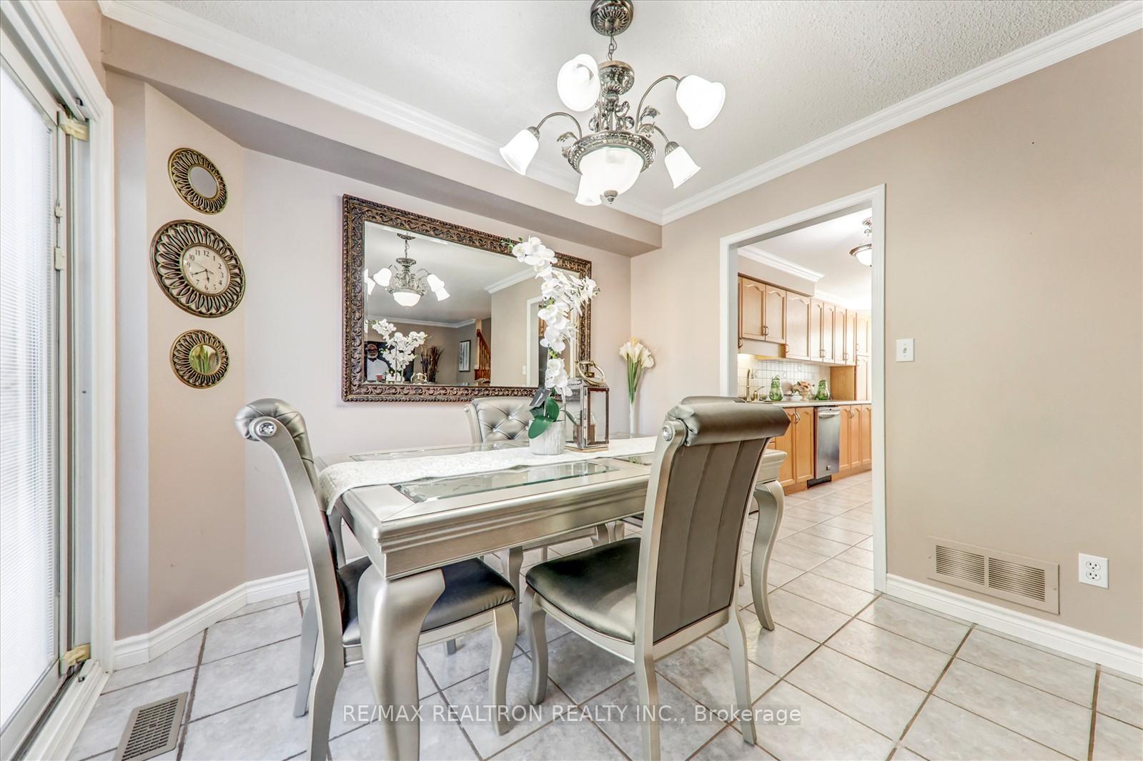 Photo 11 of 54 Stagemaster Crescent, Clarington, Courtice — HOMEH