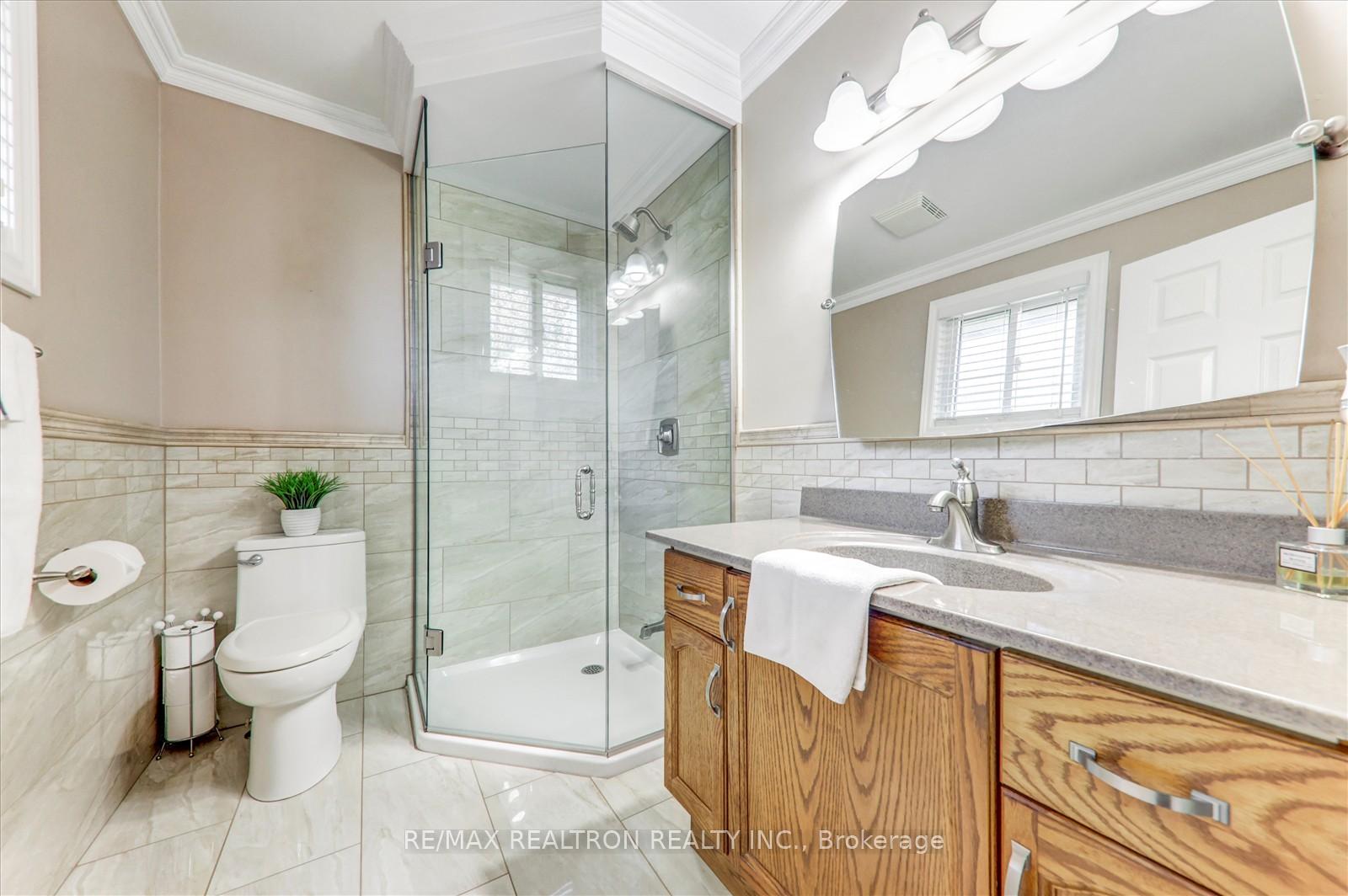 Photo 26 of 54 Stagemaster Crescent, Clarington, Courtice — HOMEH