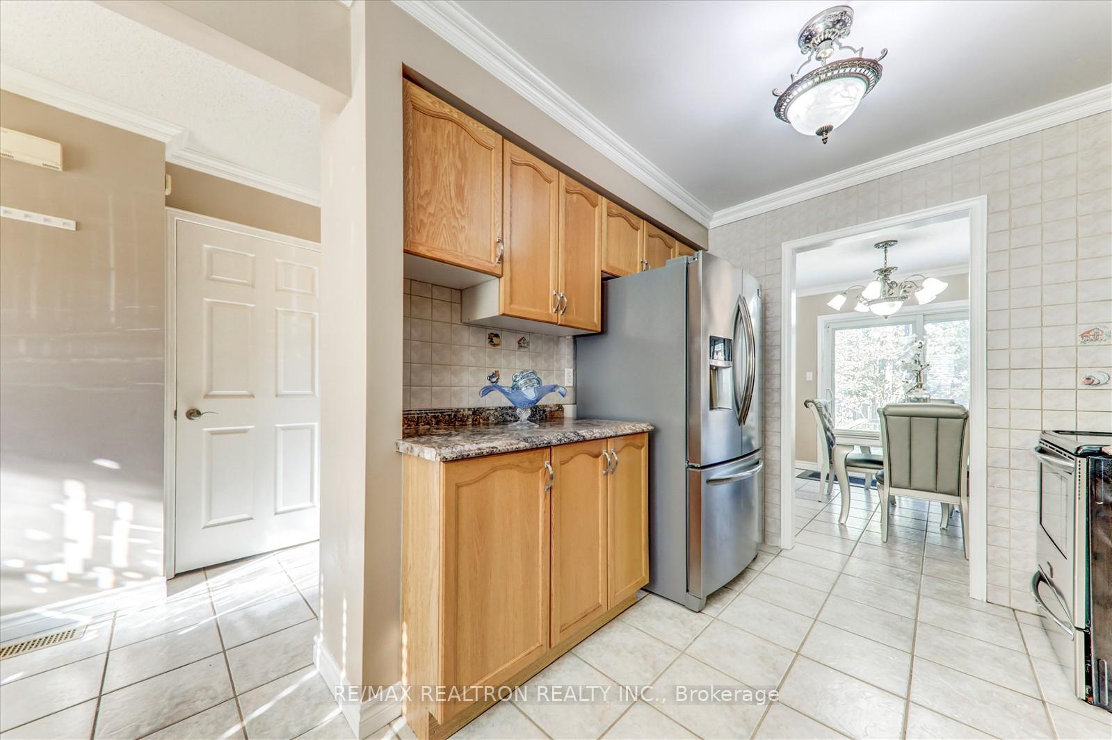 Photo 28 of 54 Stagemaster Crescent, Clarington, Courtice — HOMEH