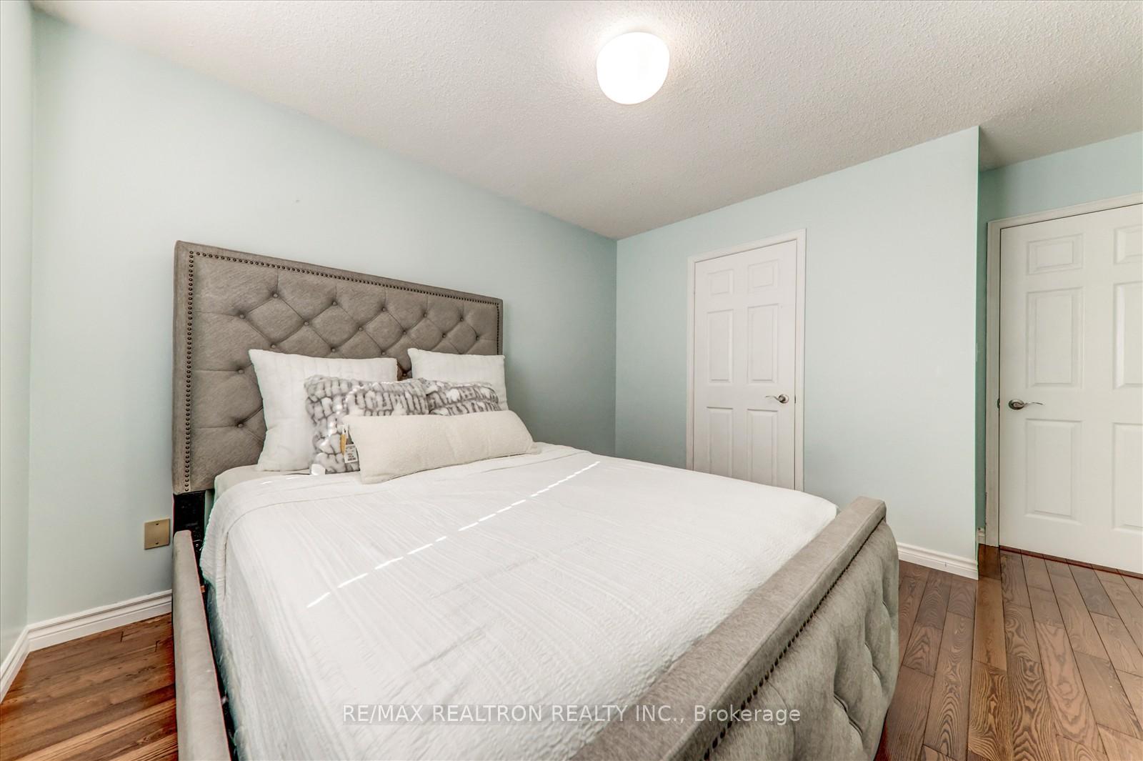 Photo 30 of 54 Stagemaster Crescent, Clarington, Courtice — HOMEH
