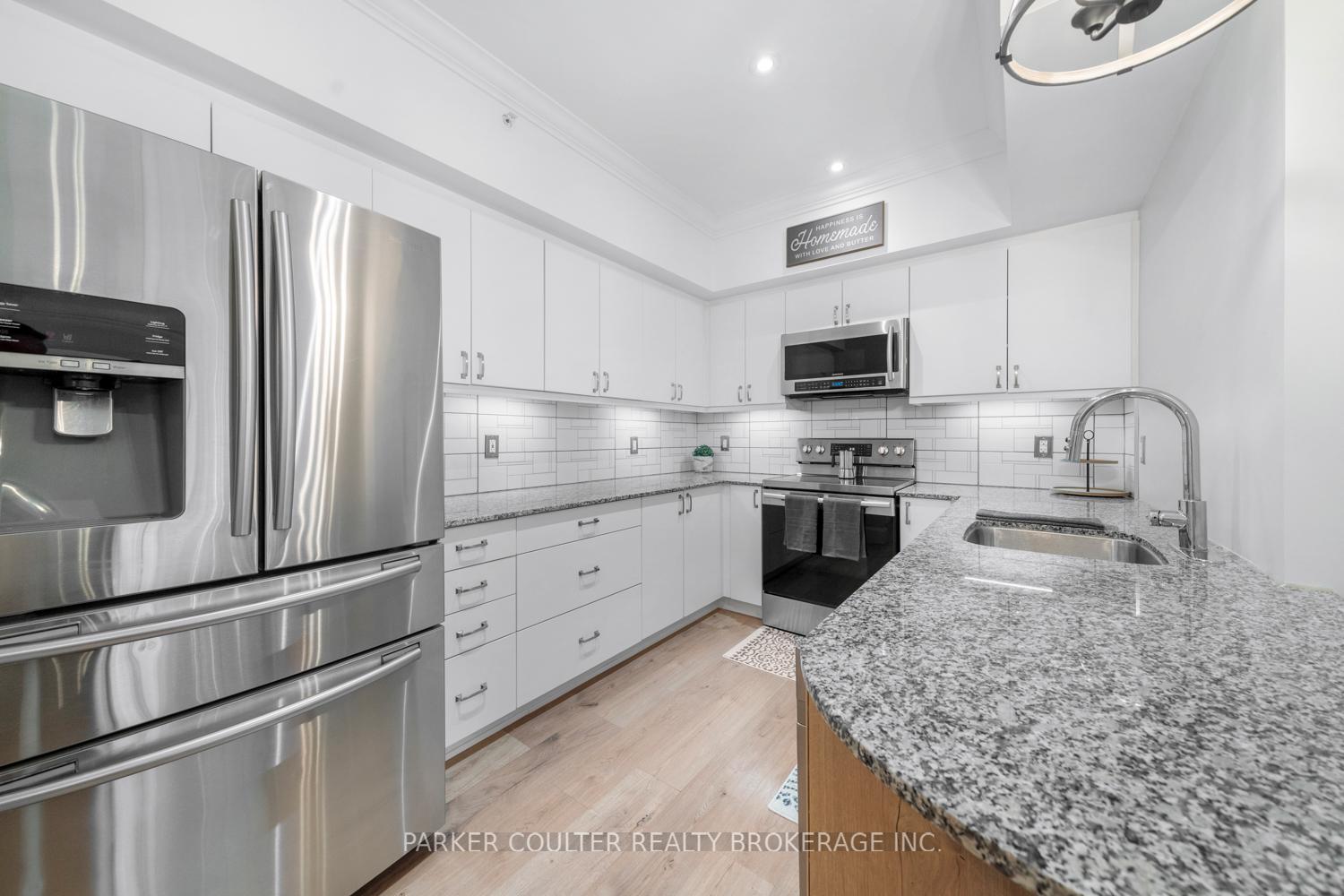 Photo 18 of Unit 512, 304 Essa Road, Barrie, 400 West — HOMEH