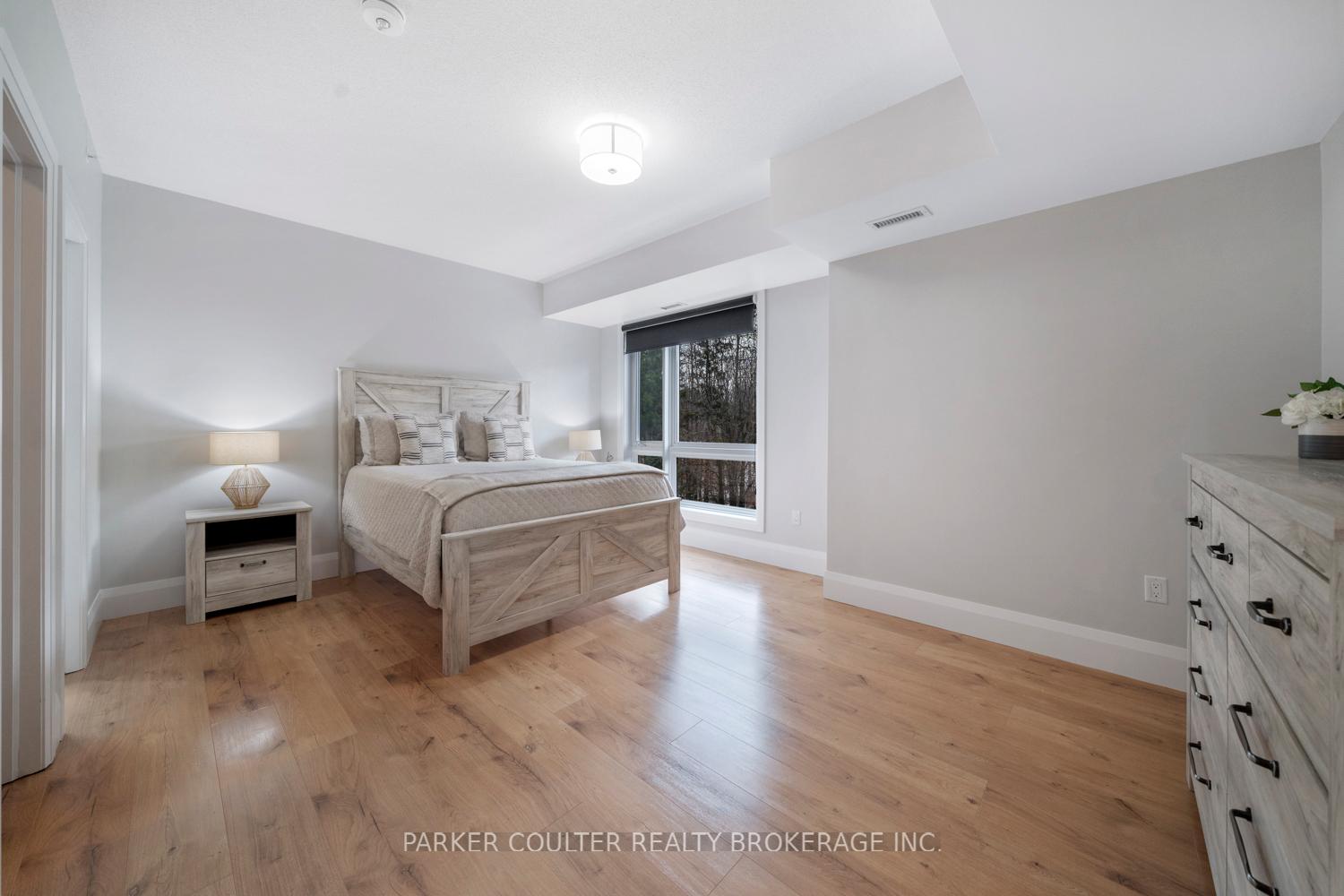 Photo 46 of Unit 512, 304 Essa Road, Barrie, 400 West — HOMEH